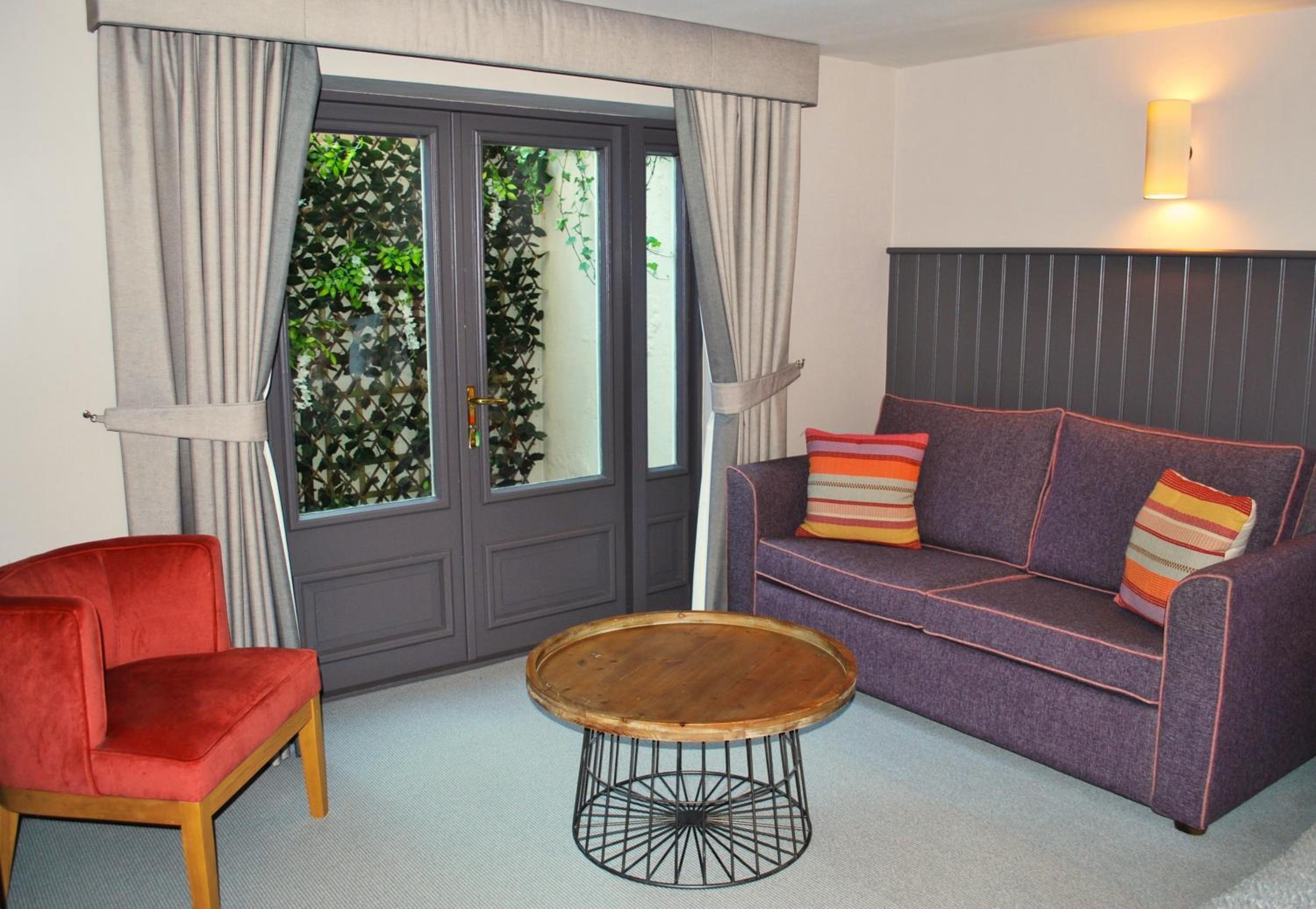 One-Bedroom Deluxe