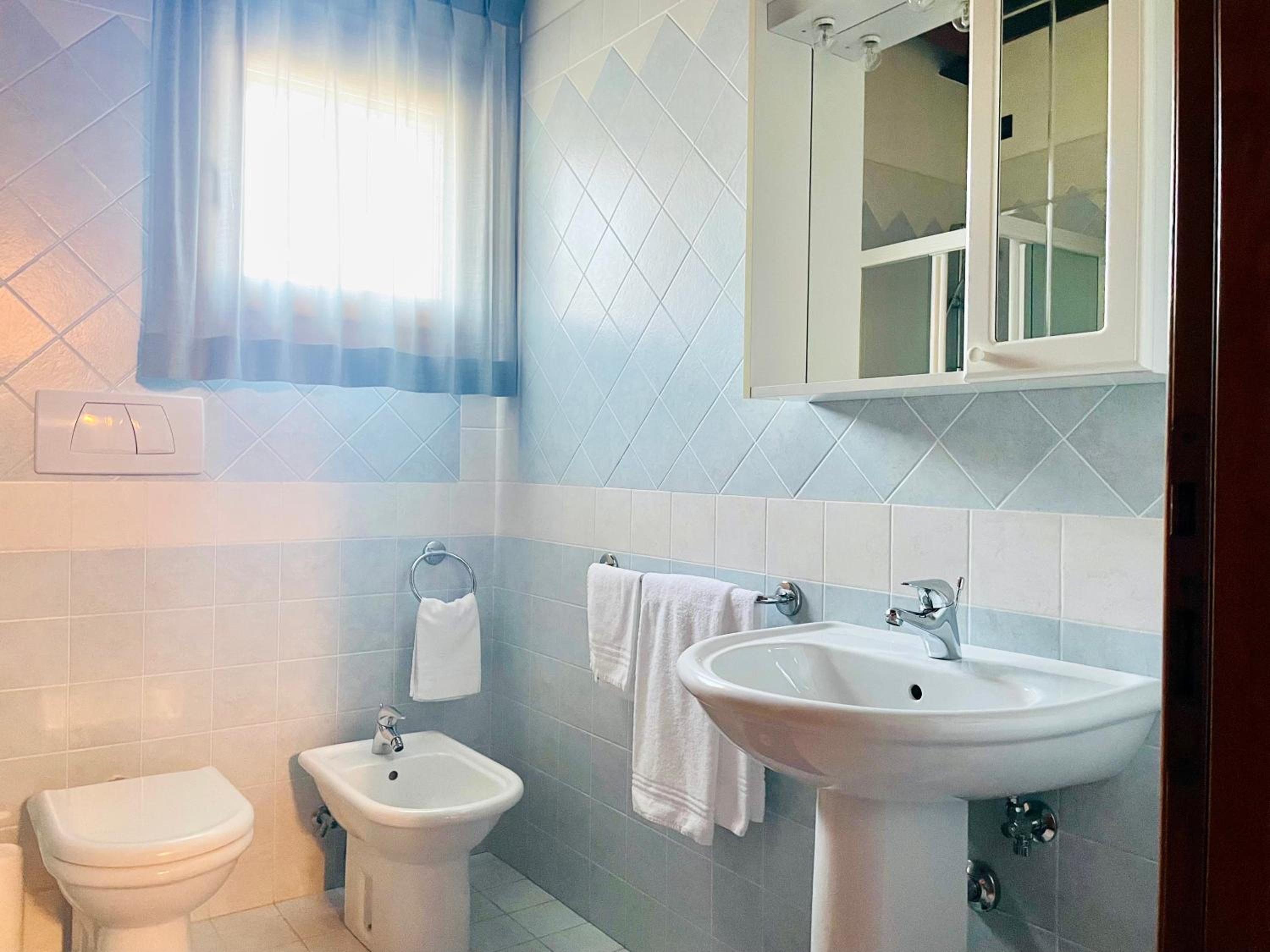 Large Double Room photo 2