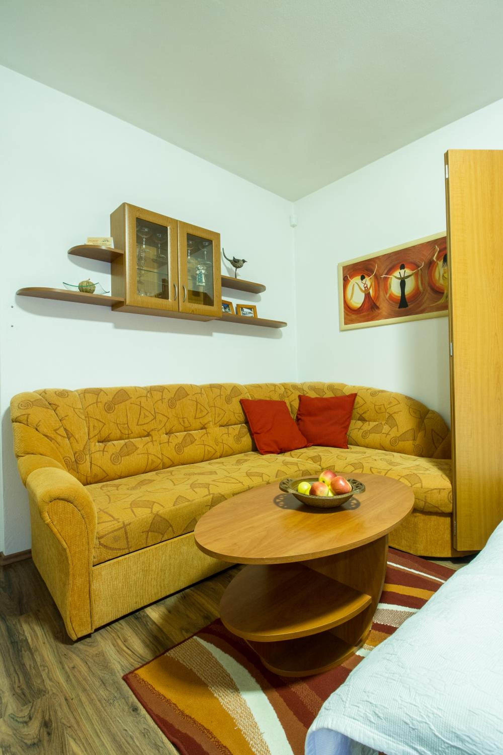 Apartment - Ground Floor photo 3