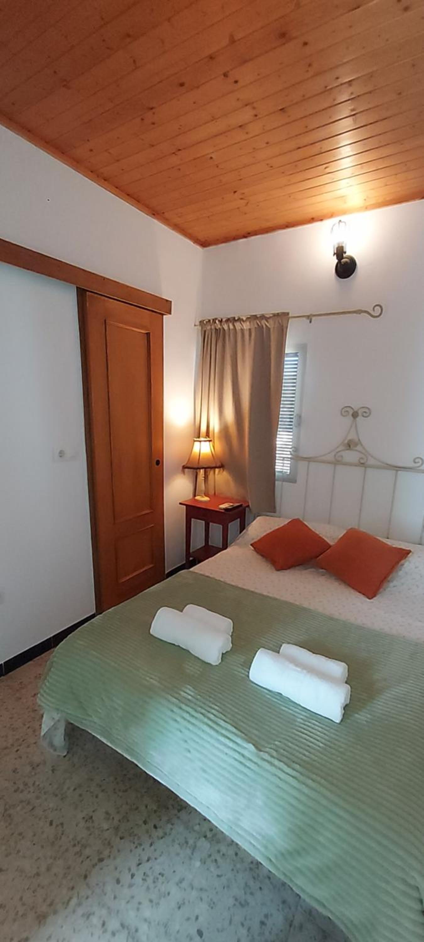 Double Room with Private Bathroom photo 3