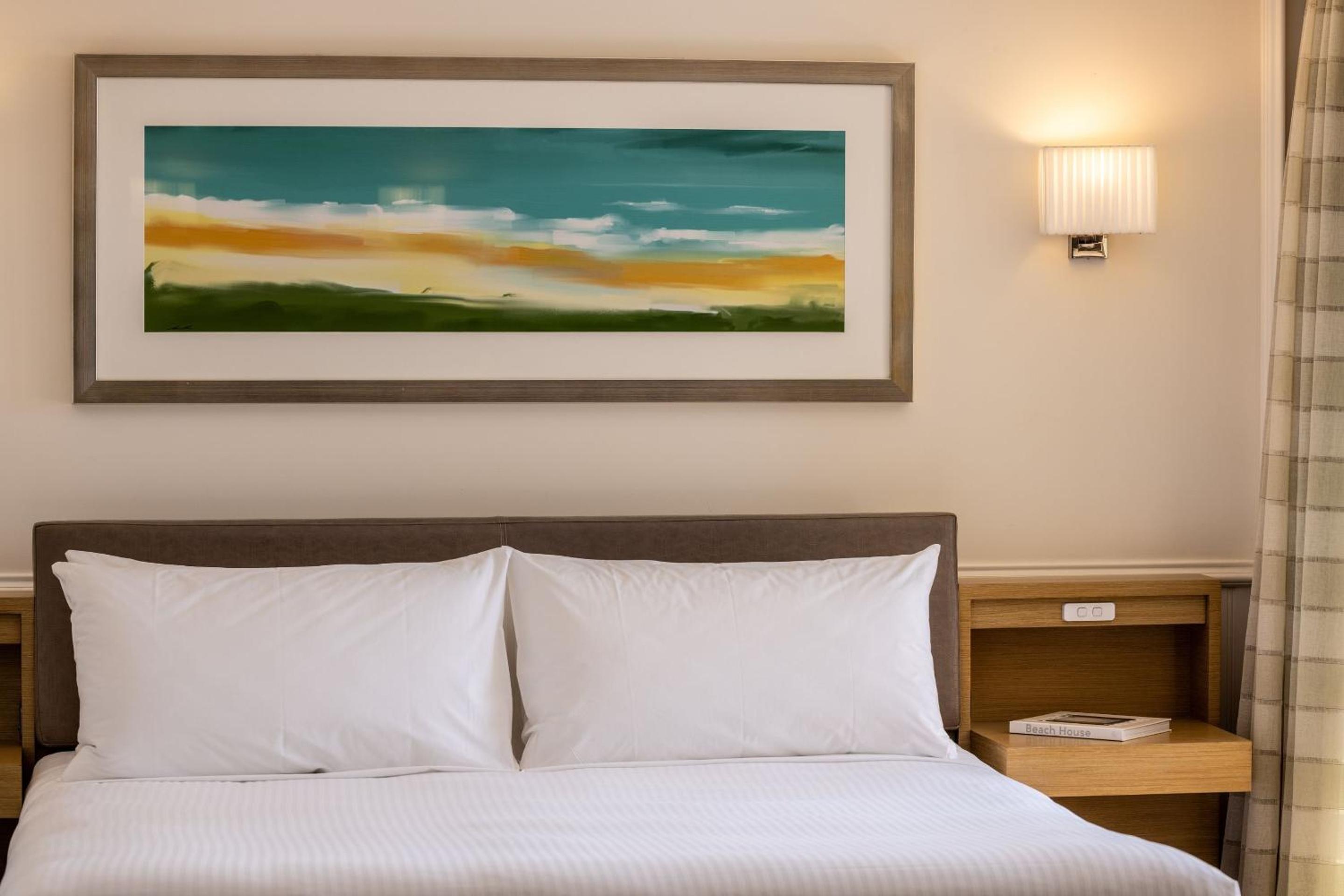 Junior King Suite - Photo 5