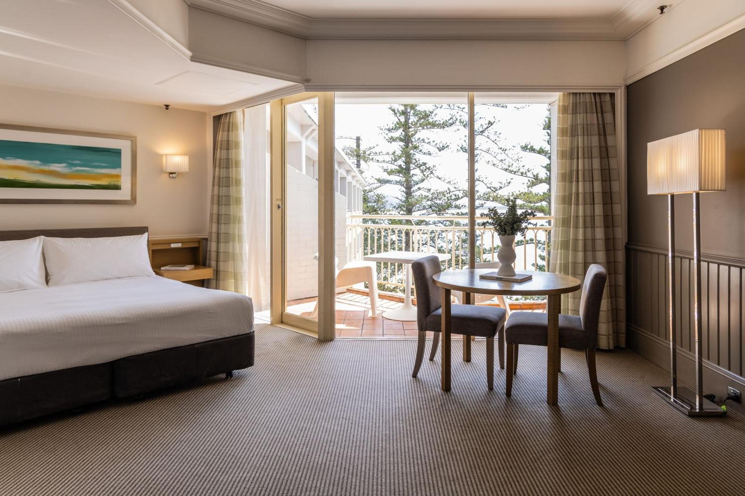 Junior King Suite - Photo 4