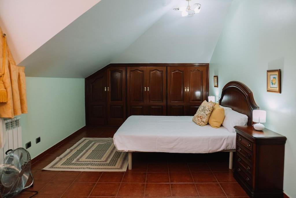 Casa de cinco habitaciones