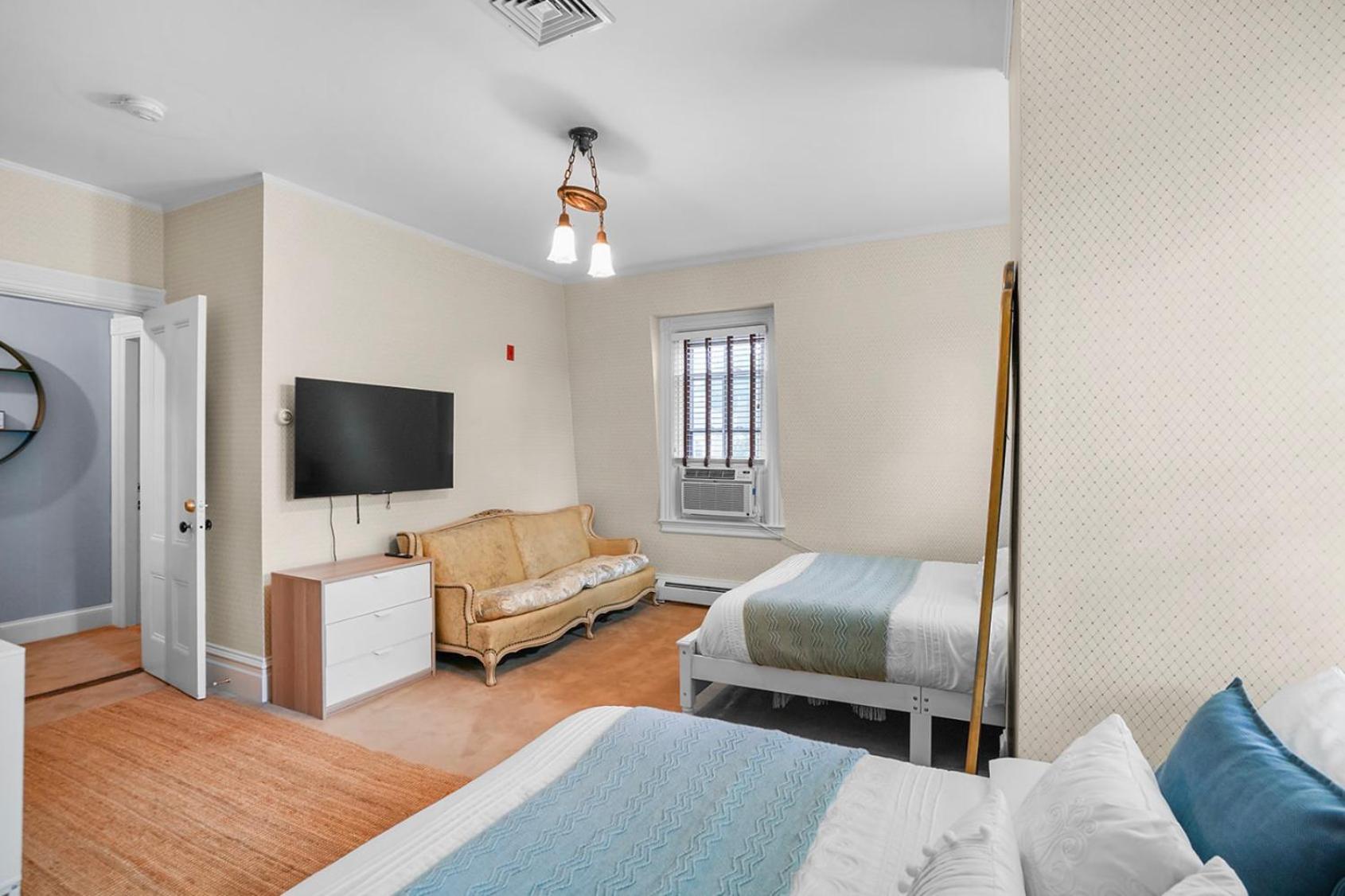 Deluxe Double Room photo 3