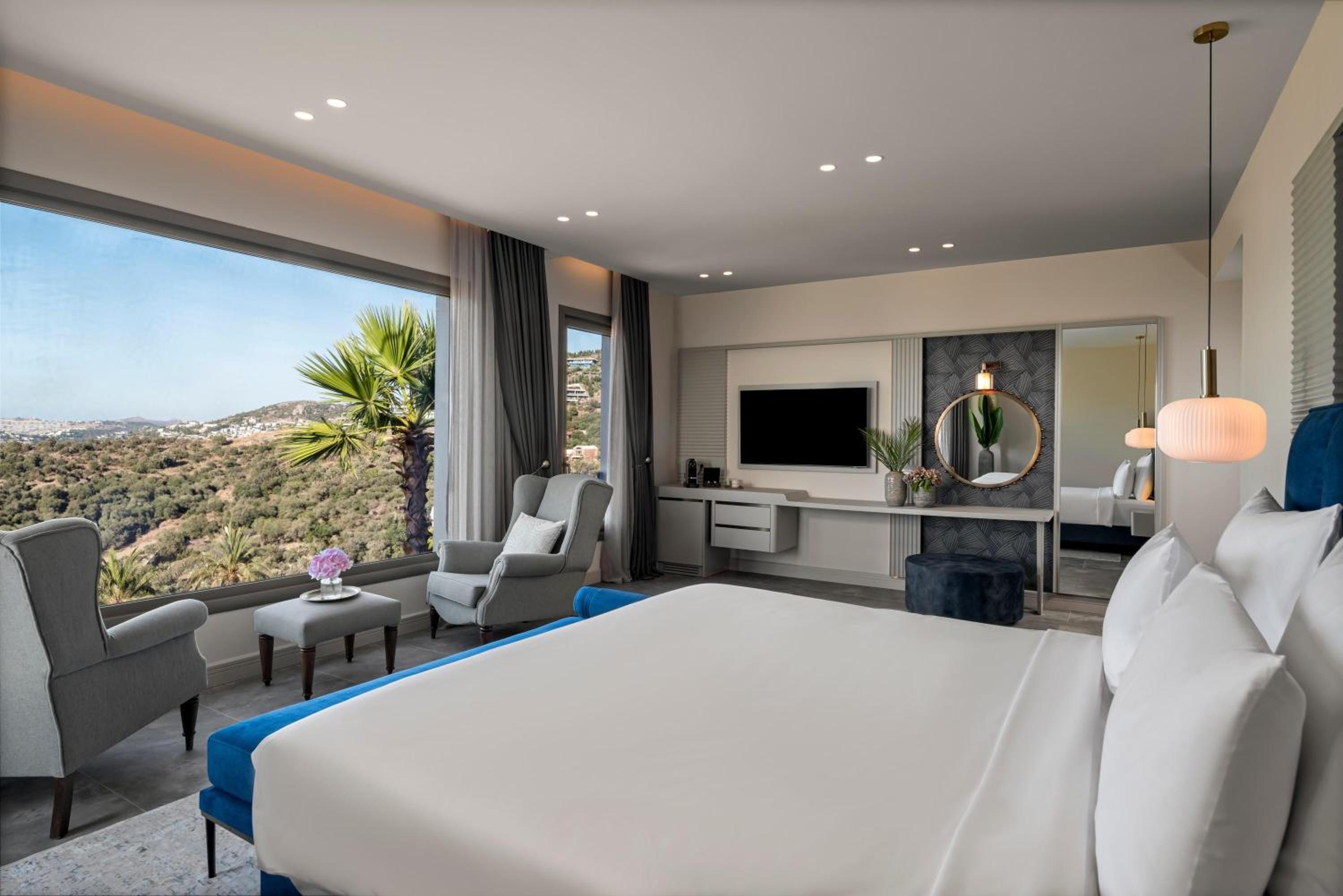 Sea View Premium Room - Photo 6