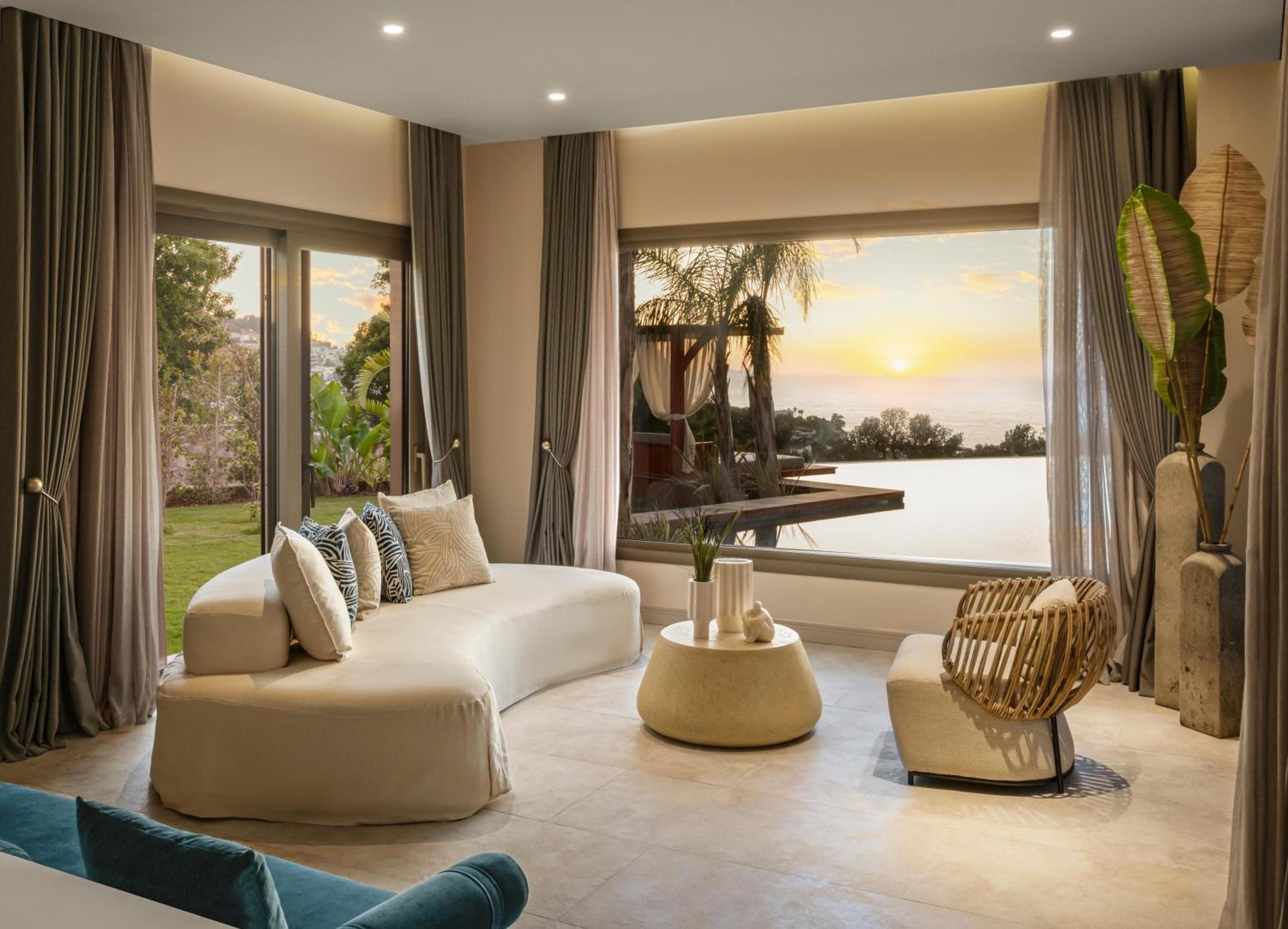 Swim Up Sunset Suite with Sea View photo 3