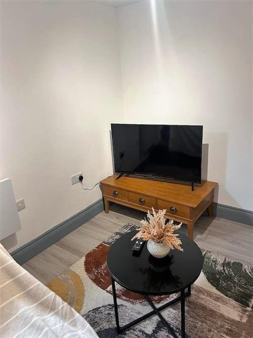 One-Bedroom House photo 3