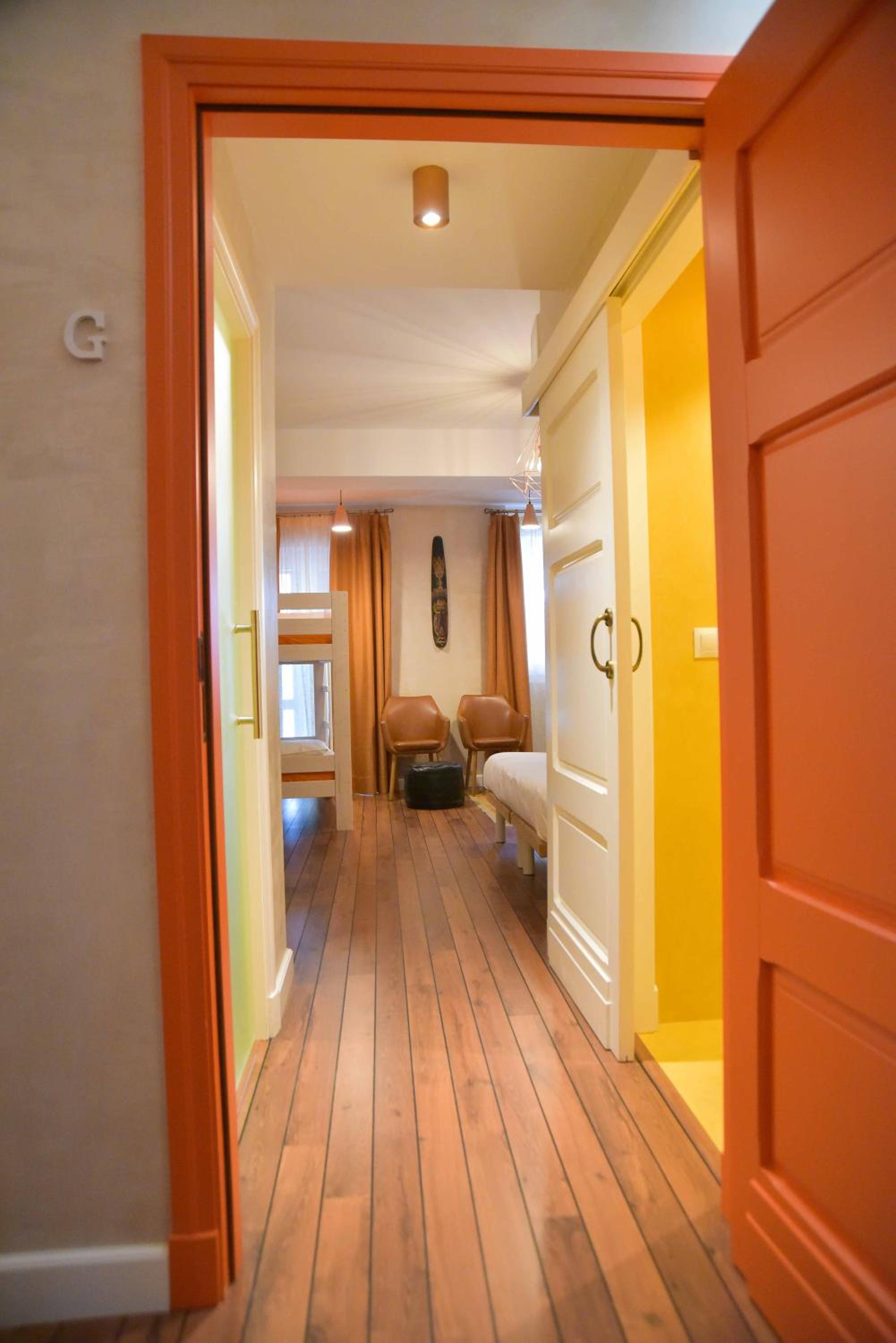 Family Room - Photo 9