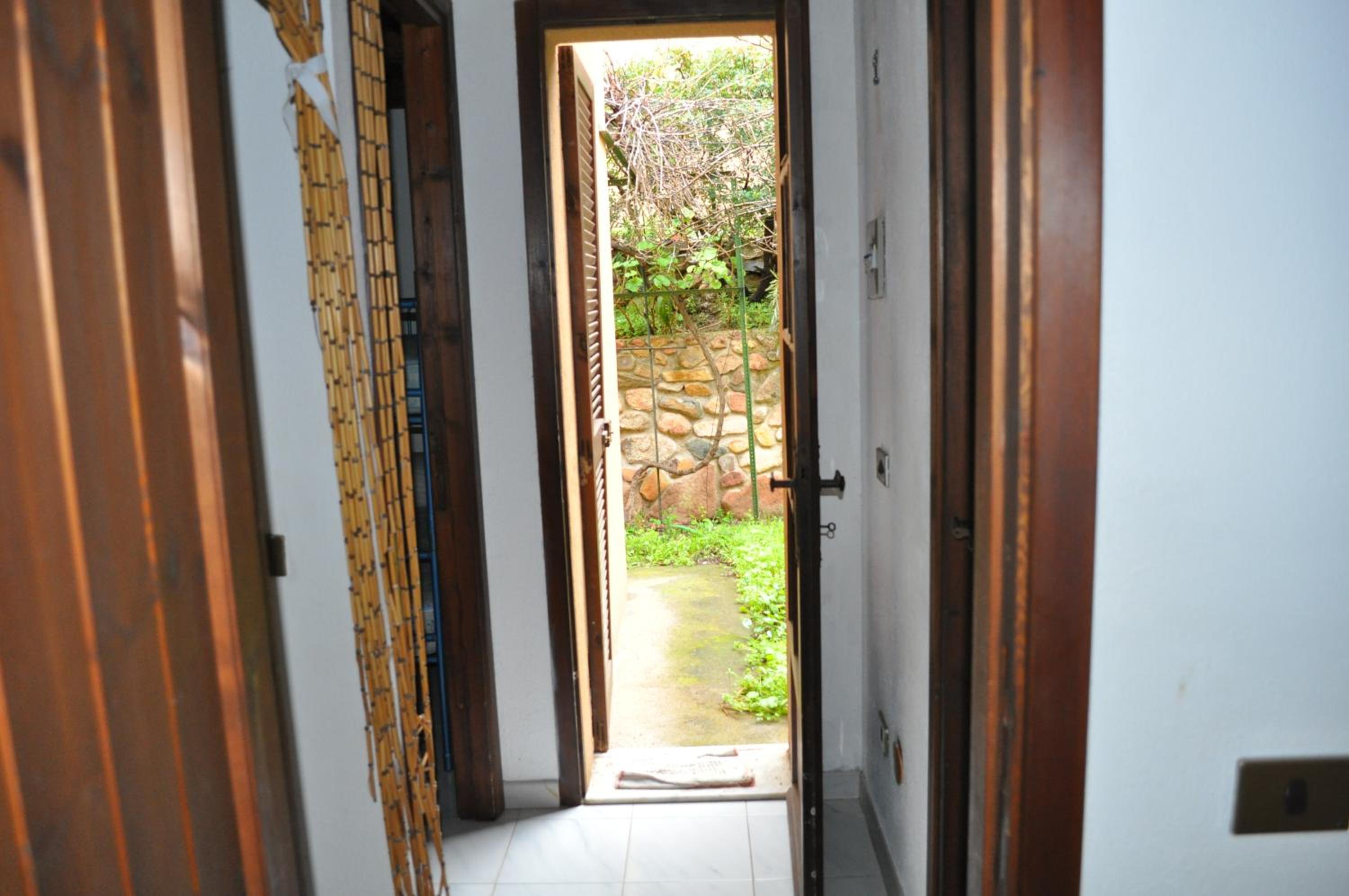 Two-Bedroom House photo 3