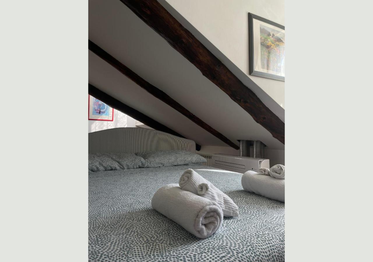Studio Apartment - Photo 8