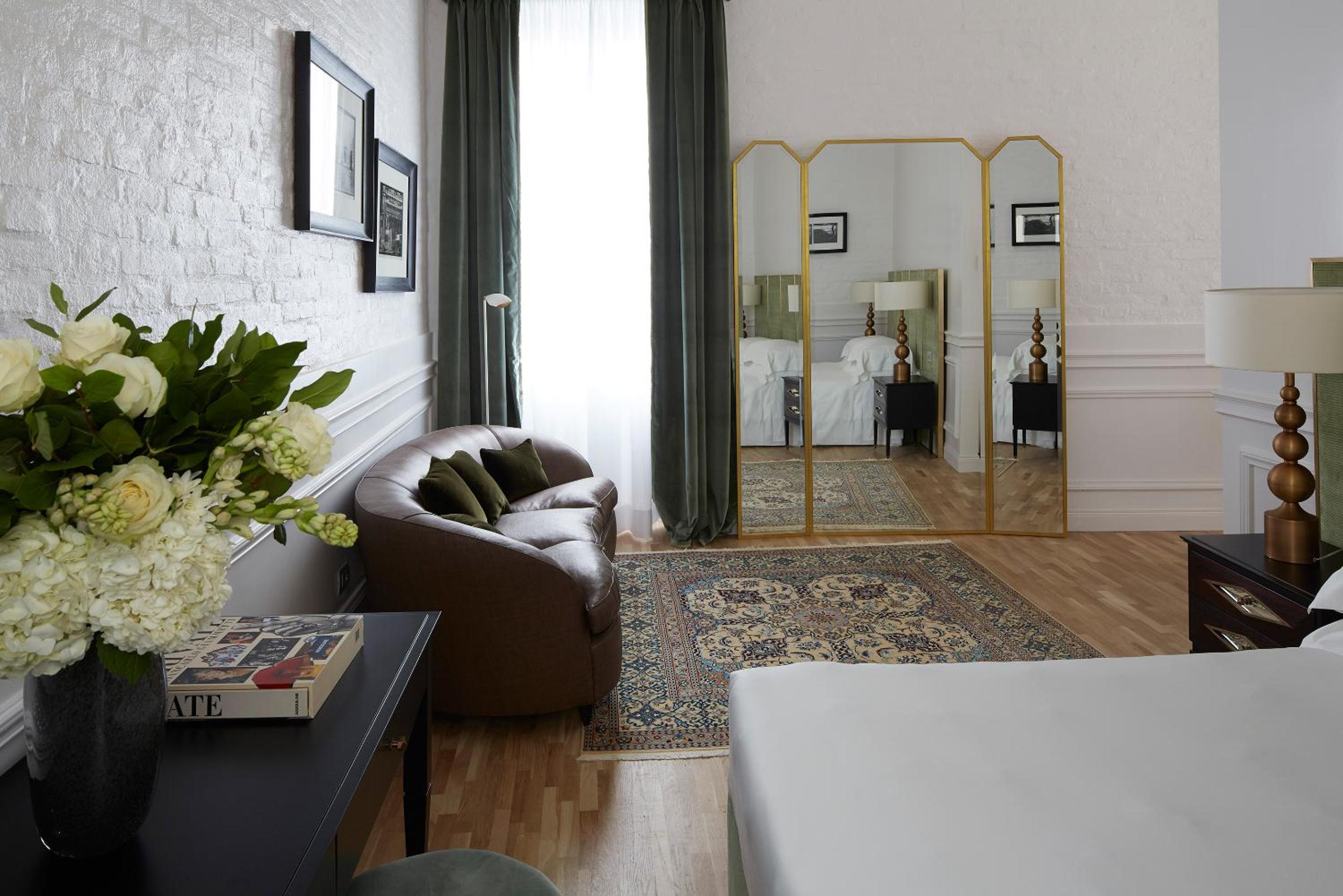 Deluxe Suite with Private Garden  photo 3