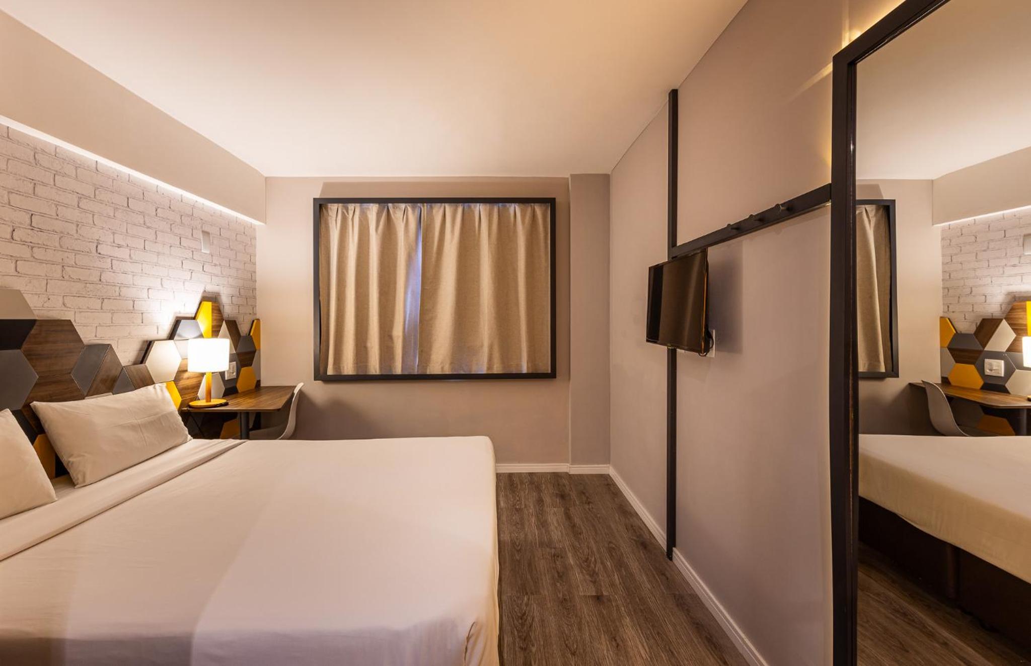 Double Room - Photo 6