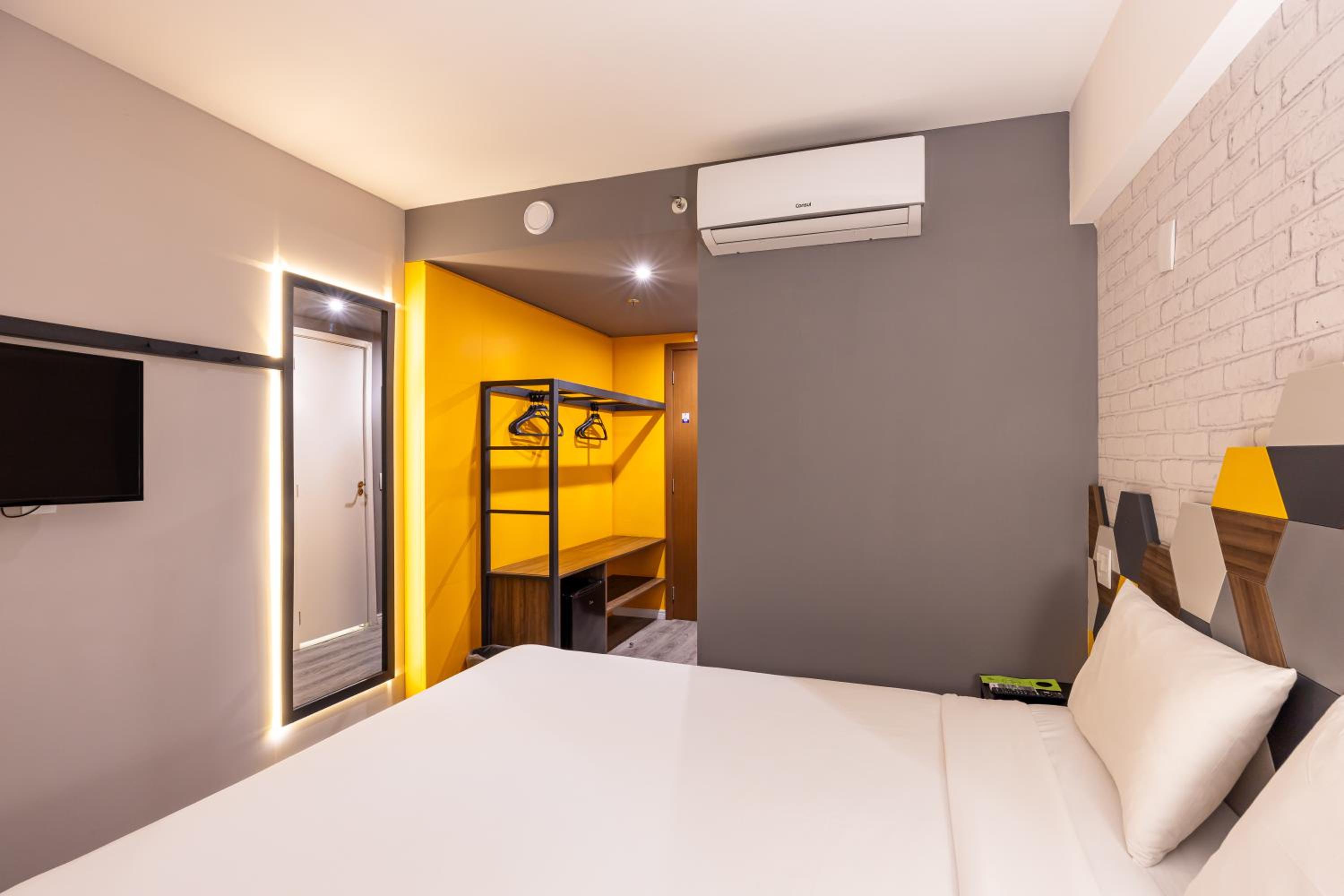 Double Room - Photo 11