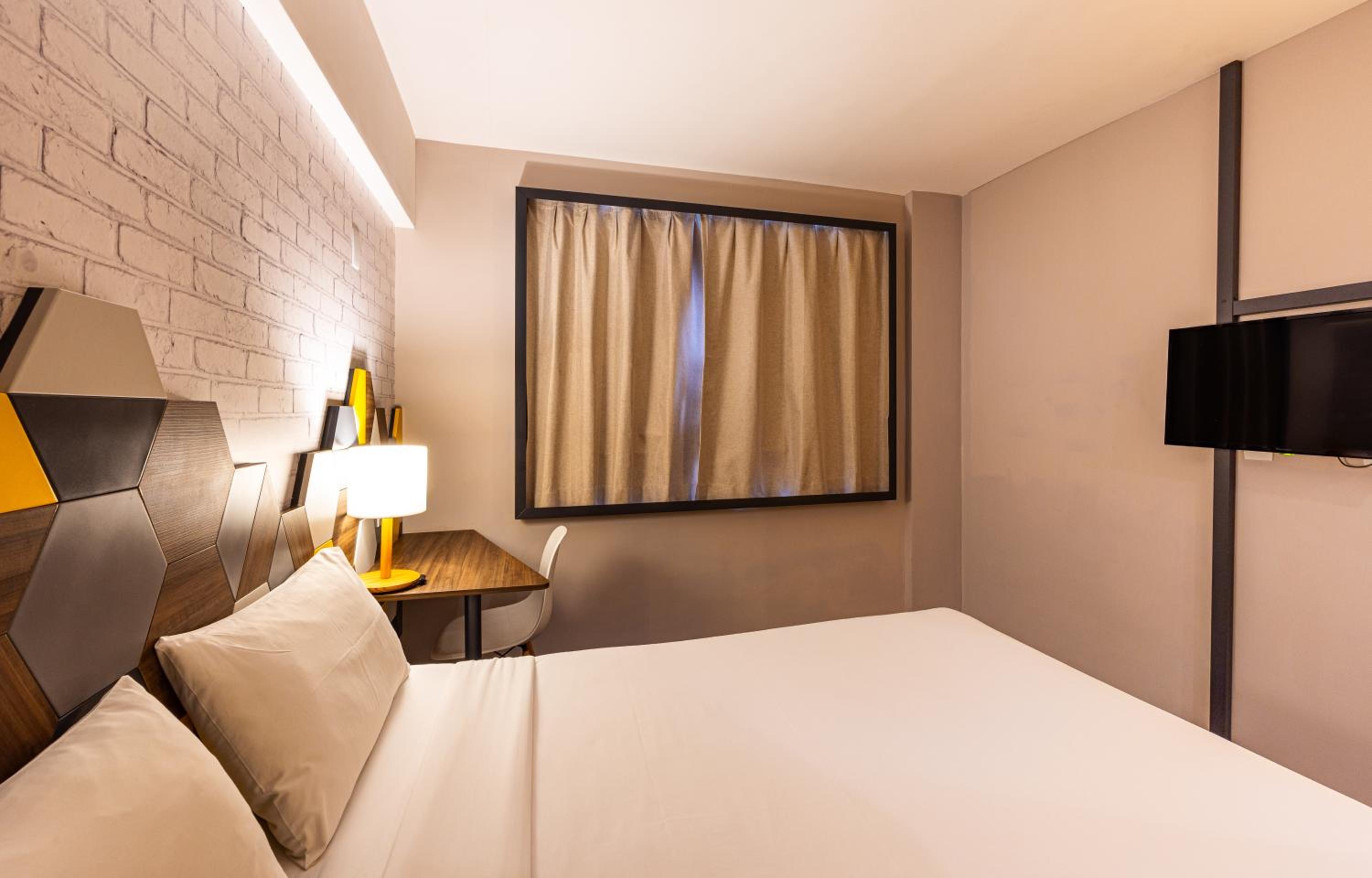Double Room - Photo 14
