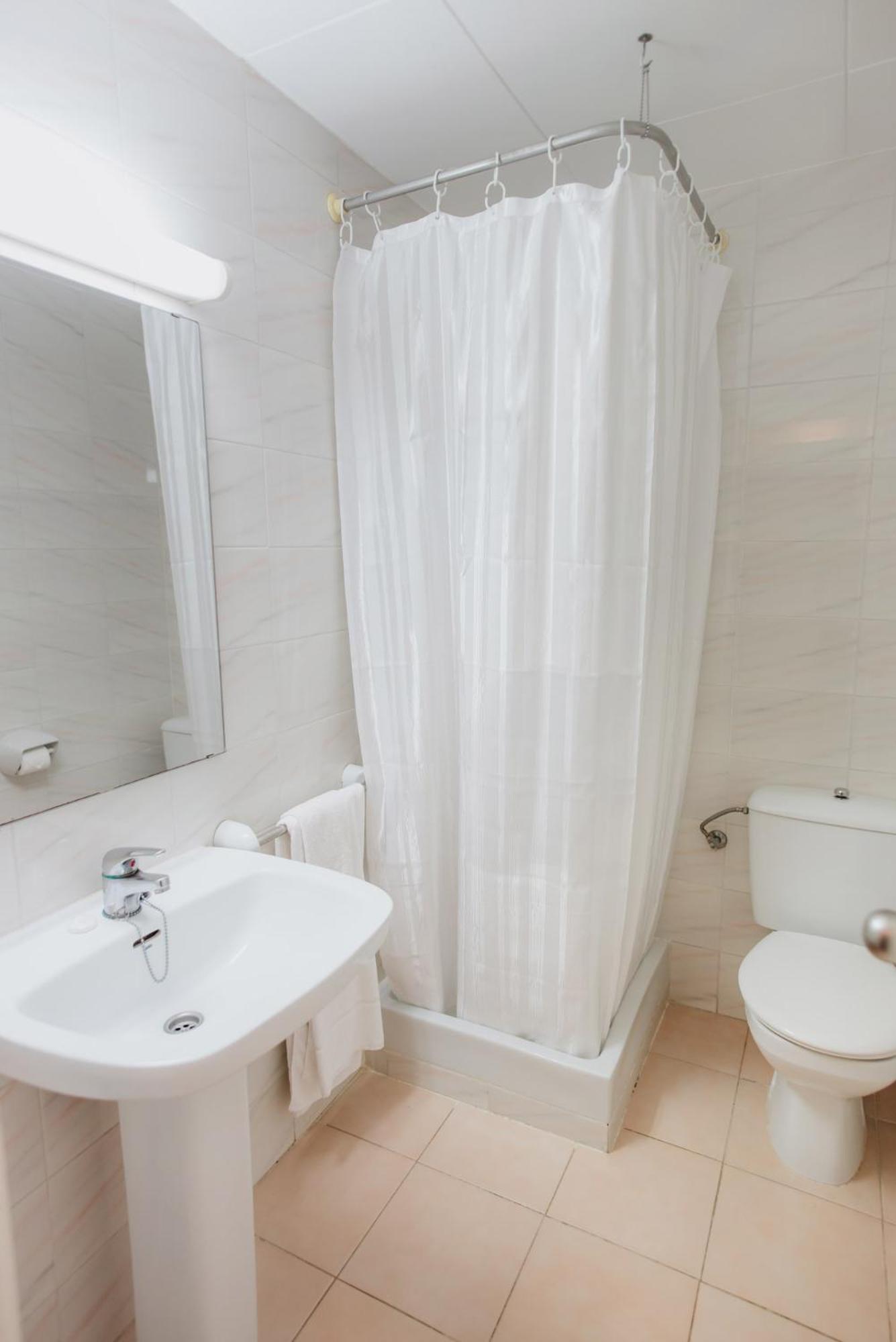 Single Room with Balcony photo 2