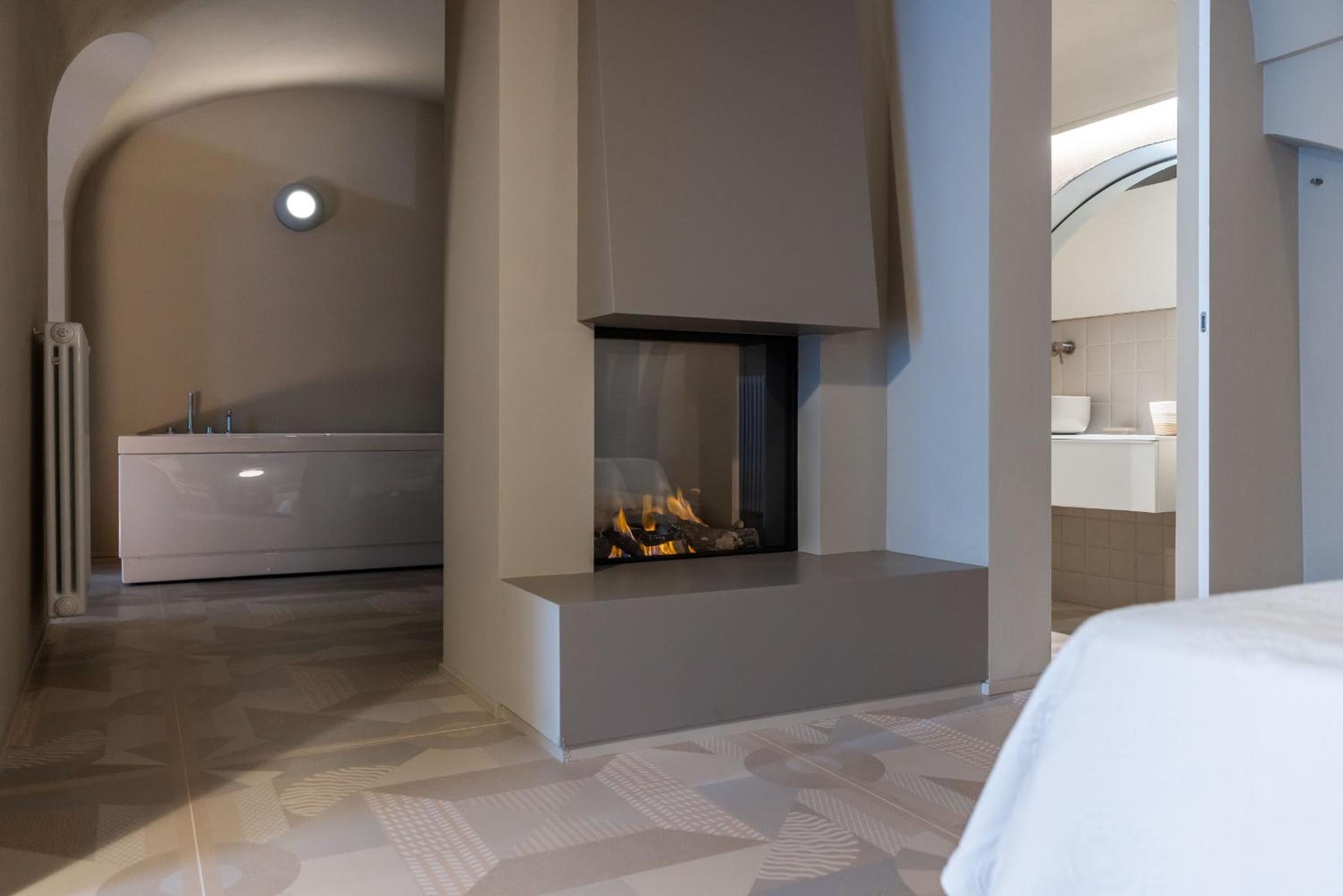 Deluxe Double Room With Bath