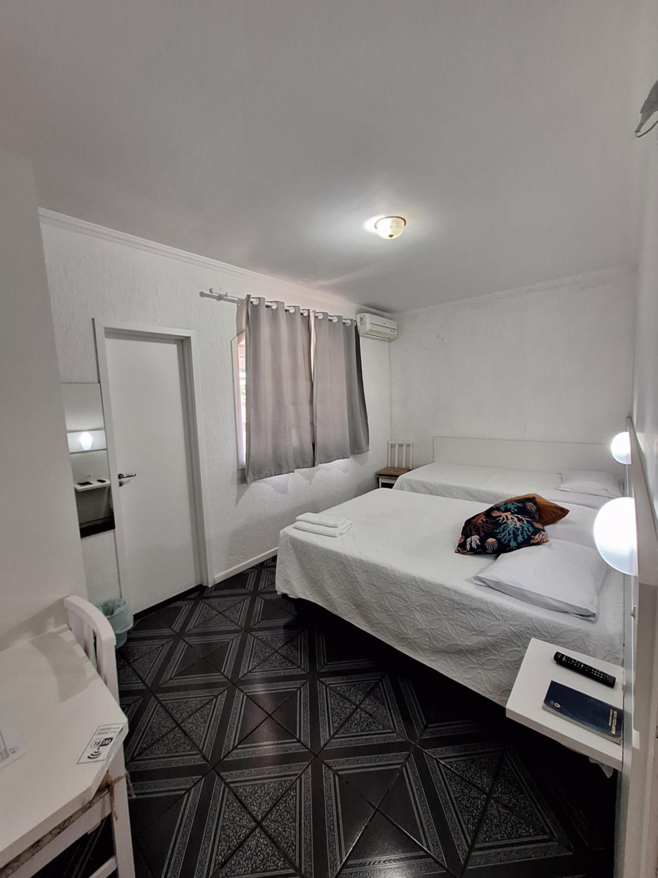 Large Single Room photo 1