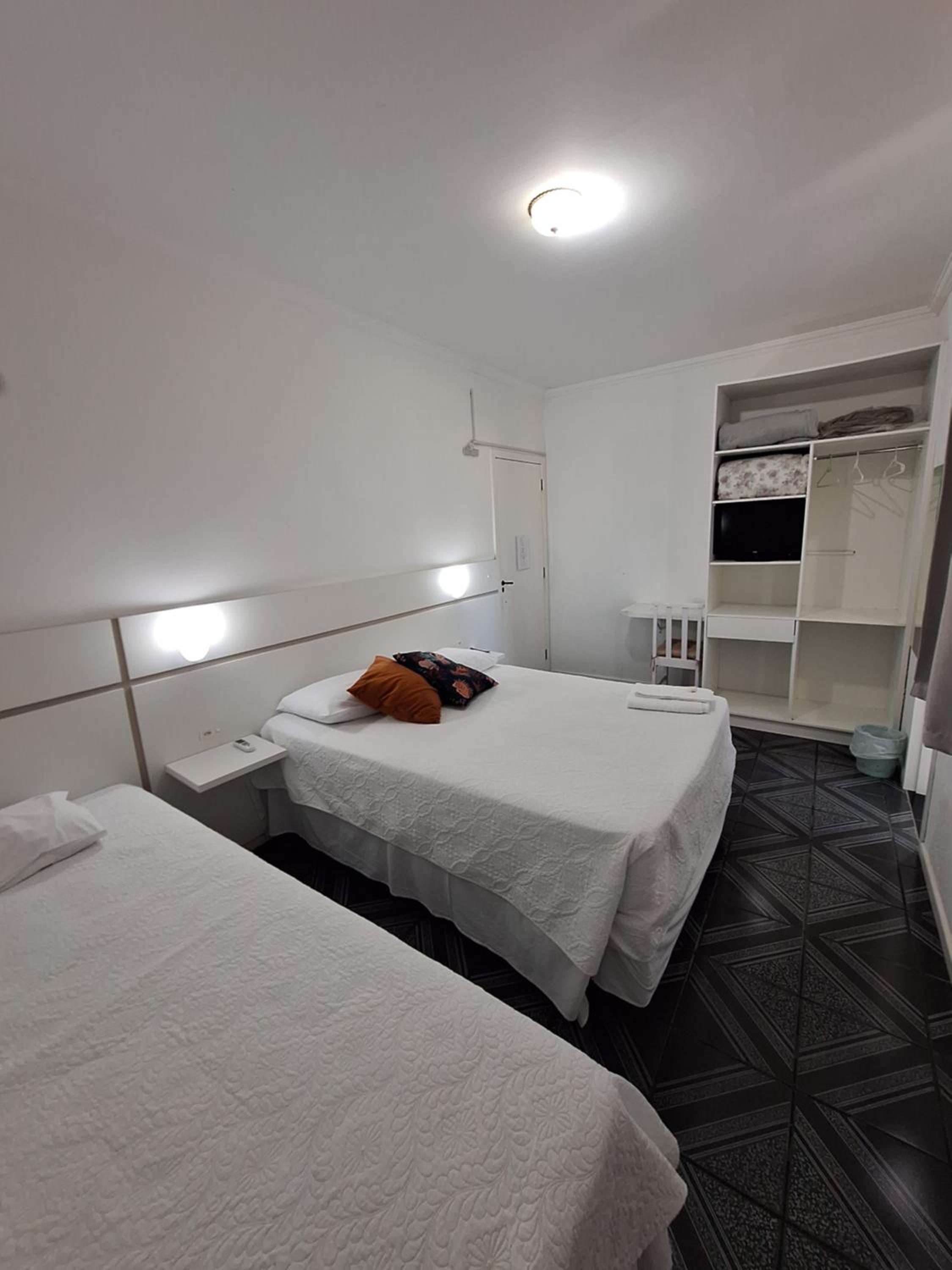 Large Single Room photo 3