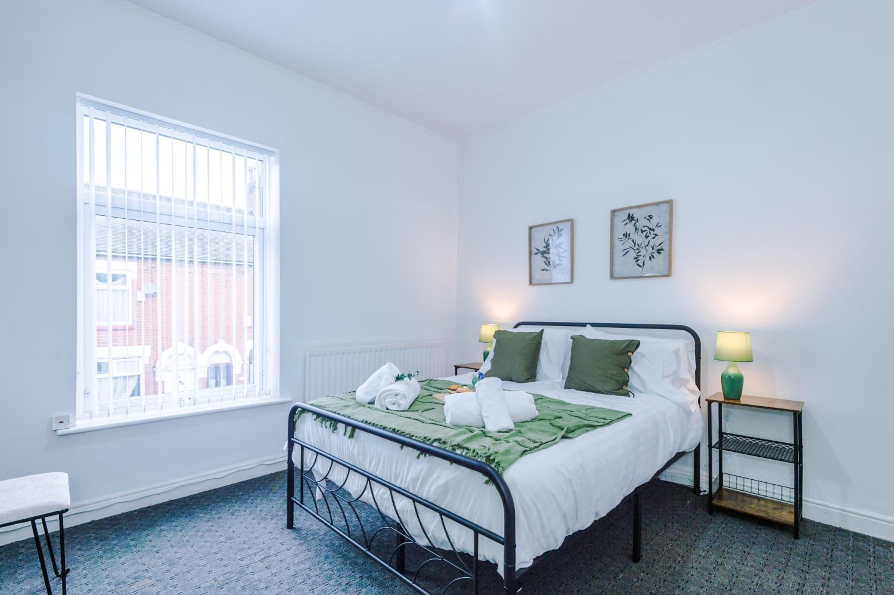 Three-Bedroom House photo 1