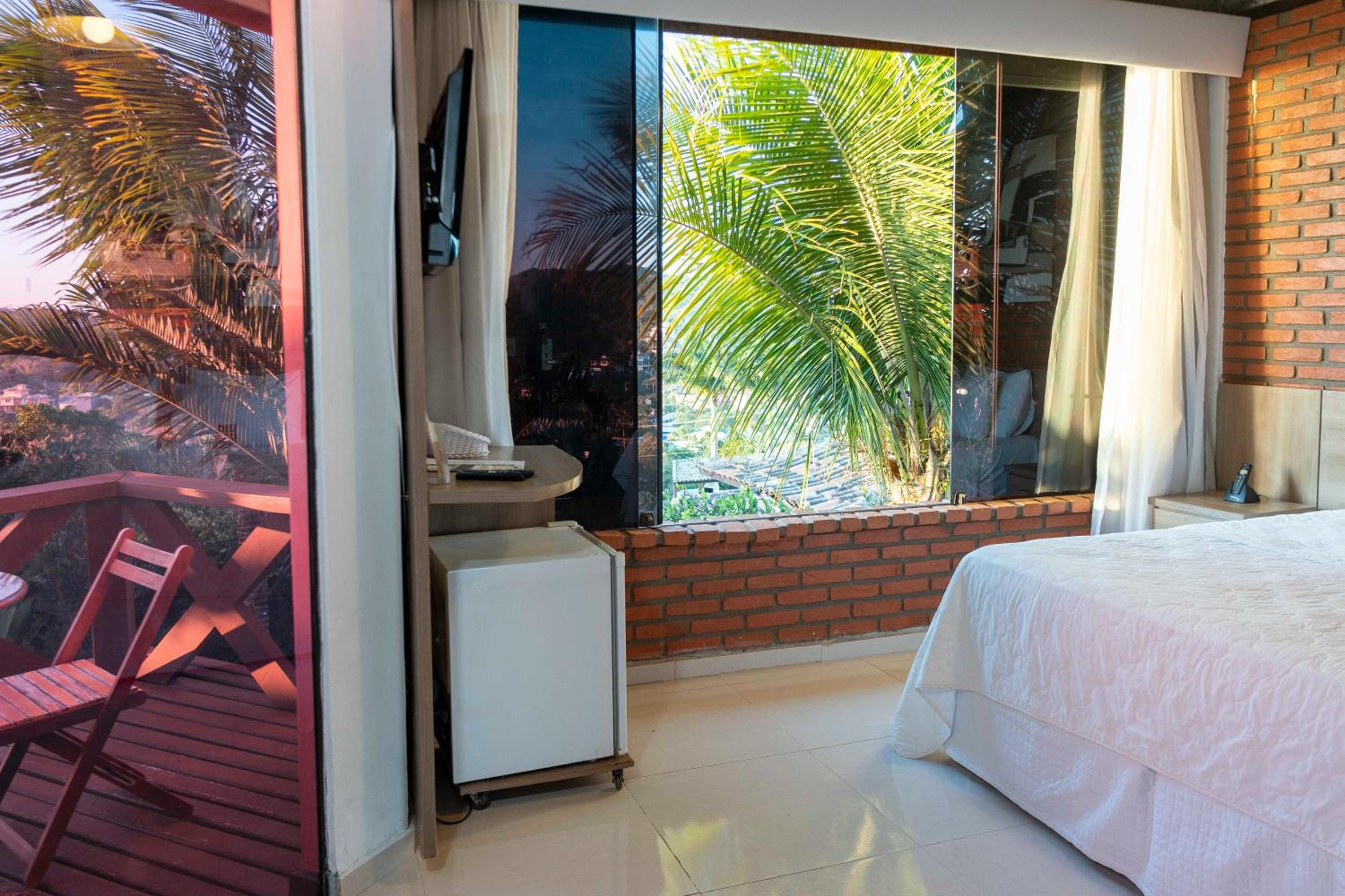 Standard Suite with Garden View - Photo 9