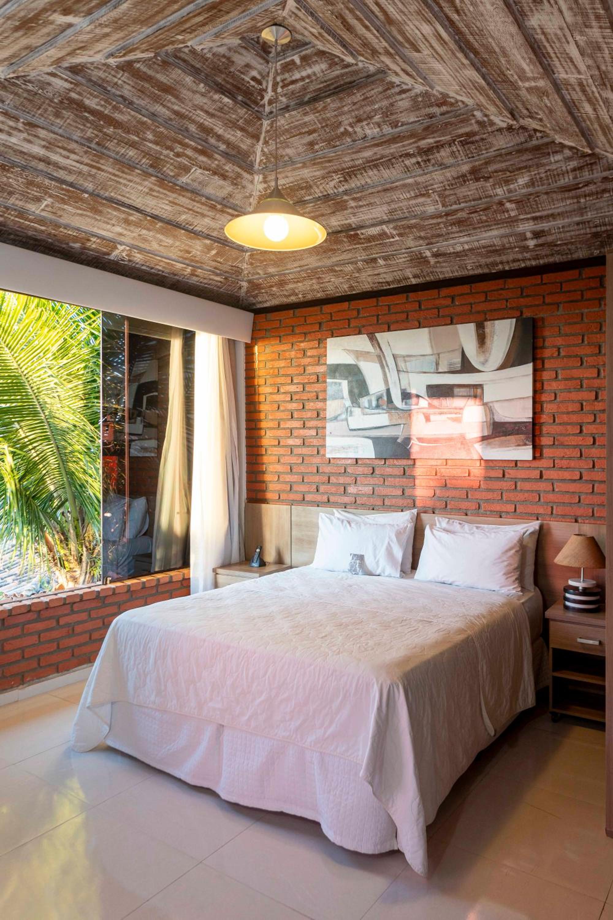 Standard Suite with Garden View - Photo 4