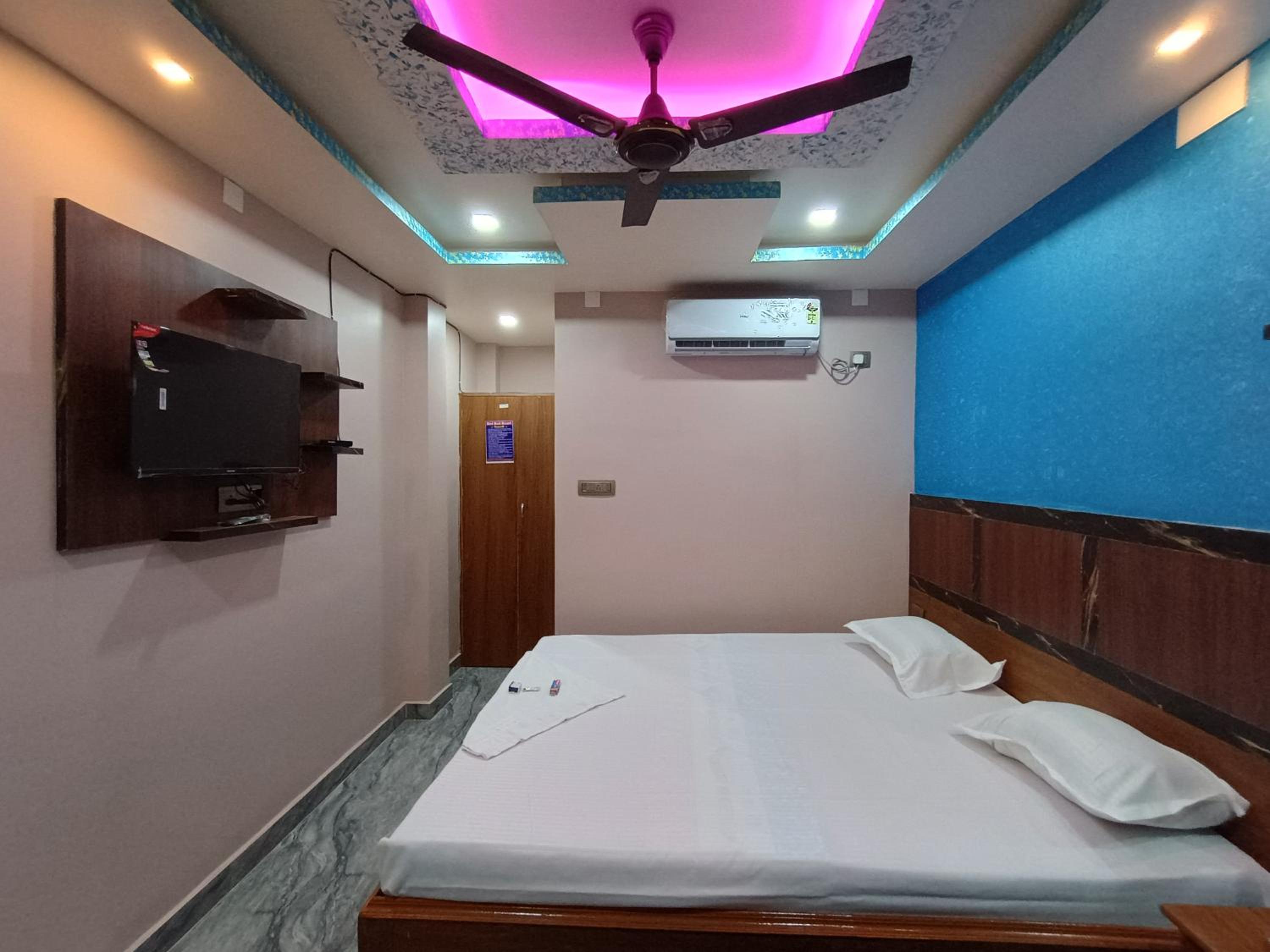 Deluxe Double Room photo 3