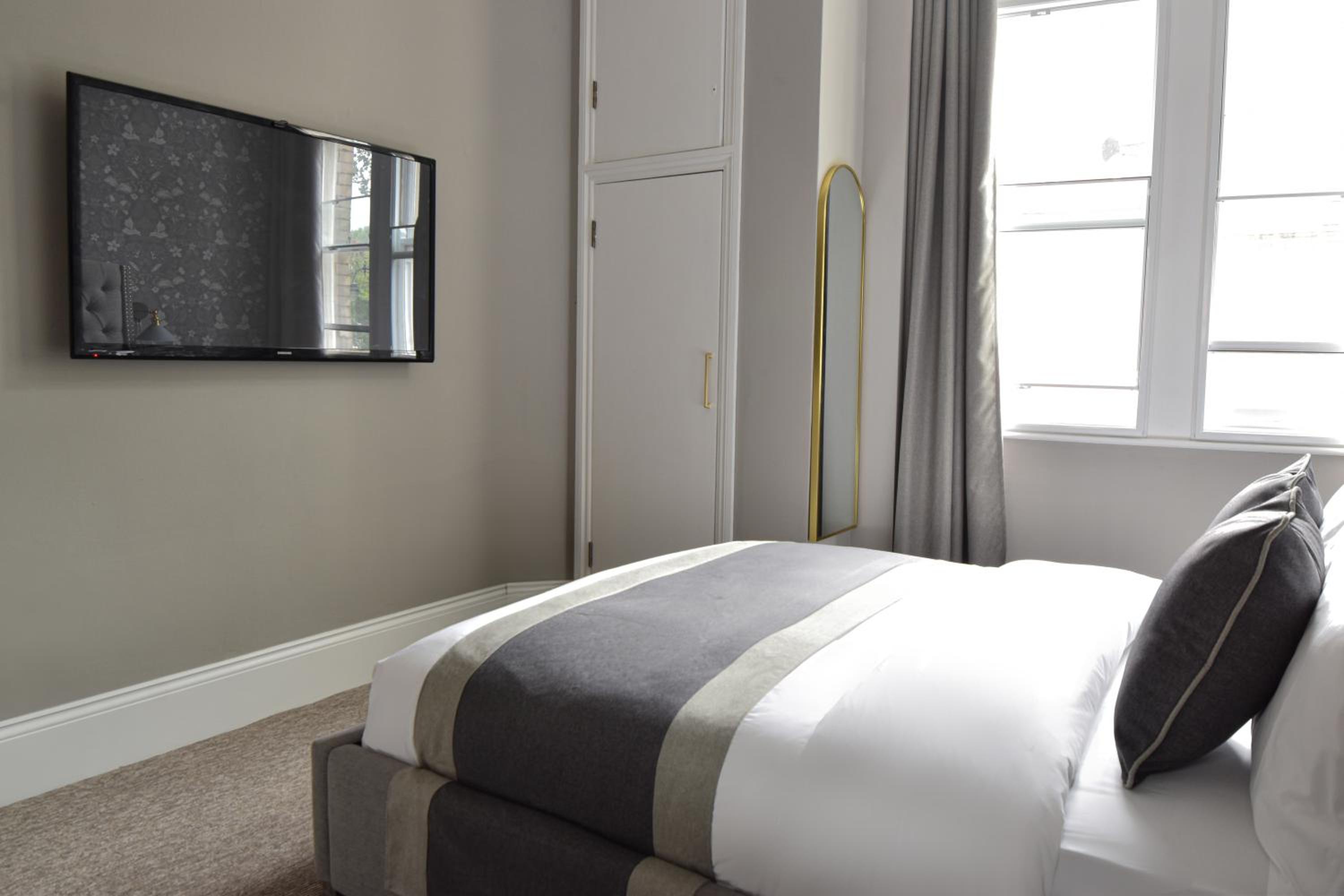 Standard Double Room photo 3