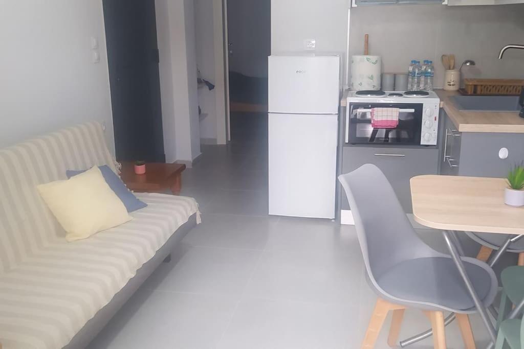 Basic Triple Room photo 3