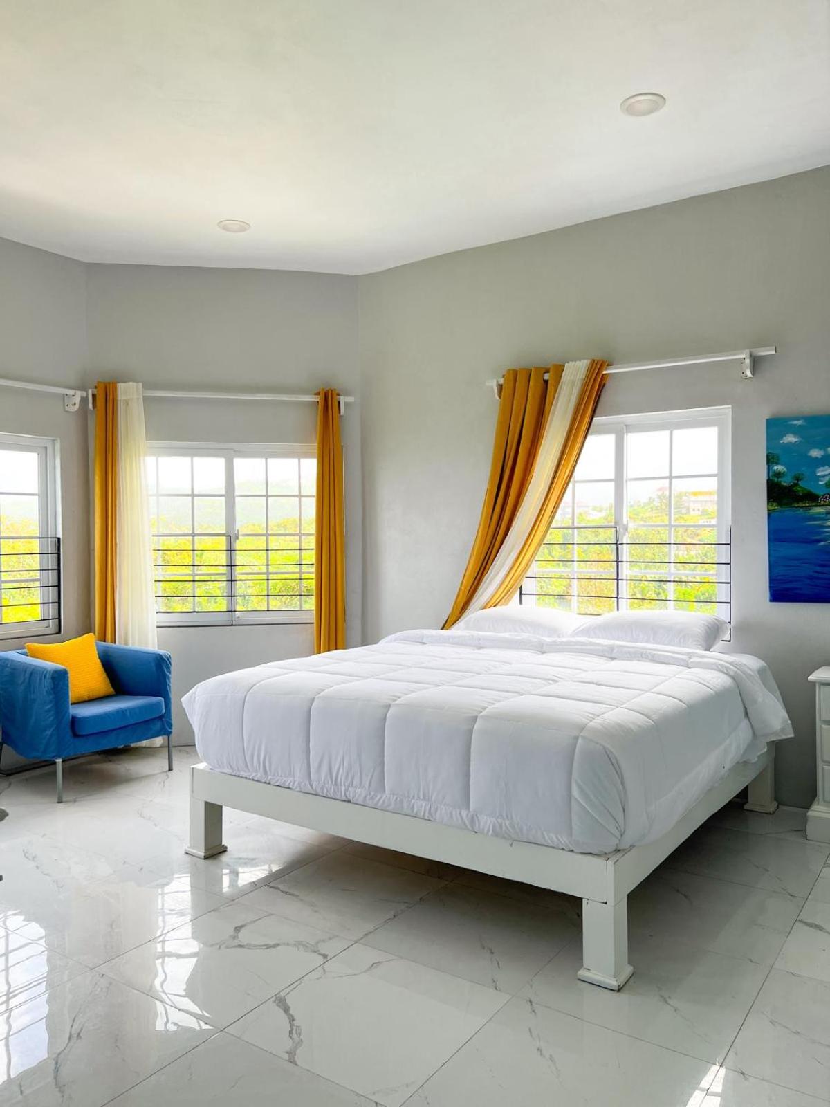 Superior King Room