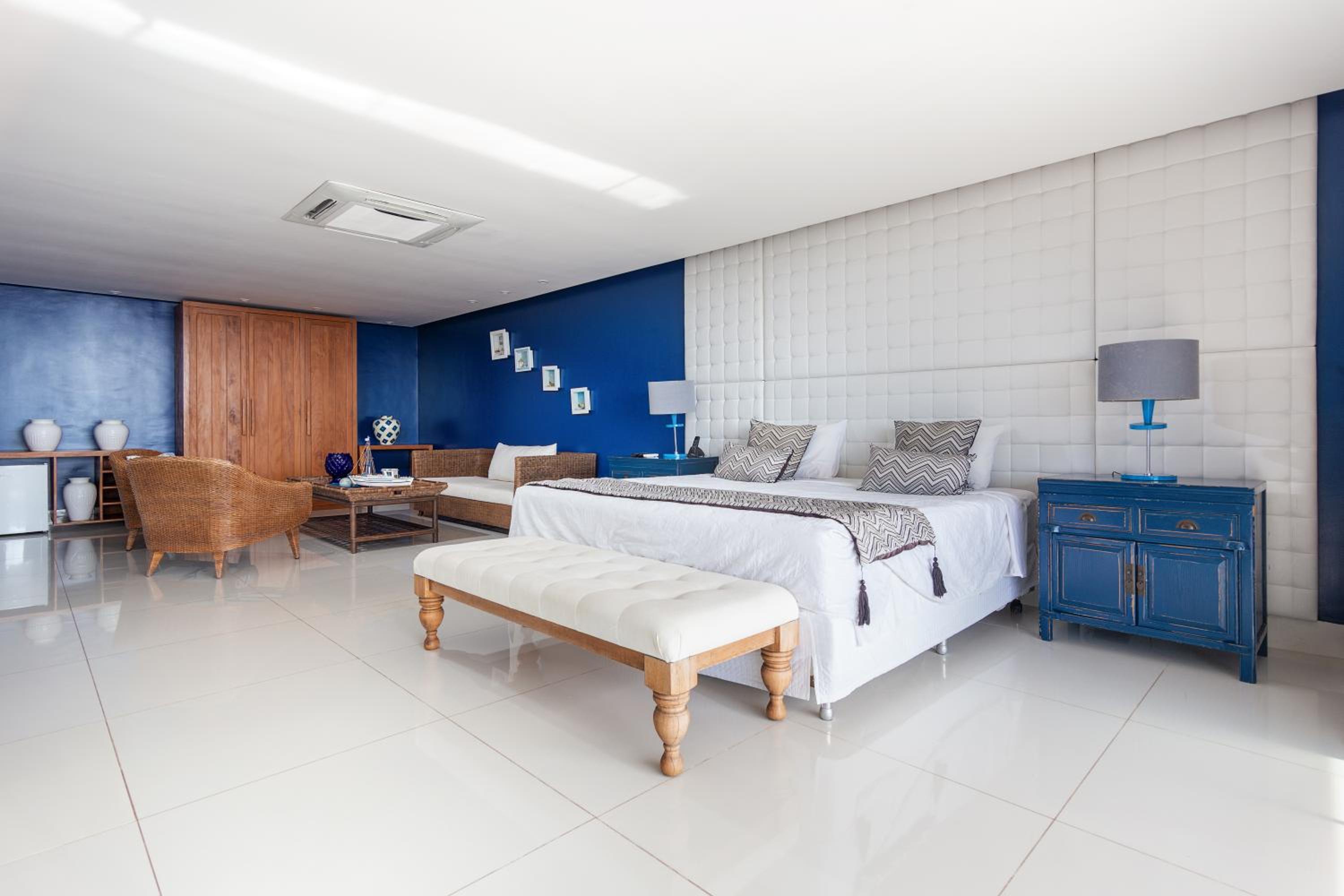 Deluxe Suite with Sea View photo 1