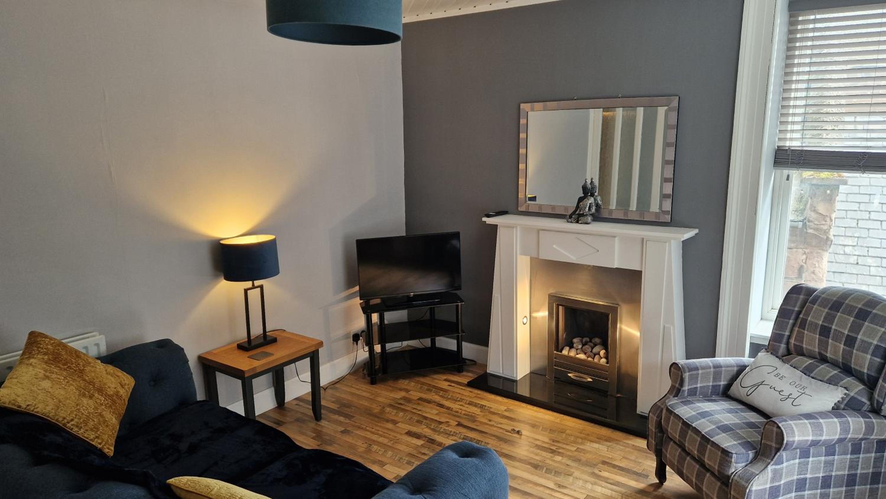 Three-Bedroom Apartment photo 1