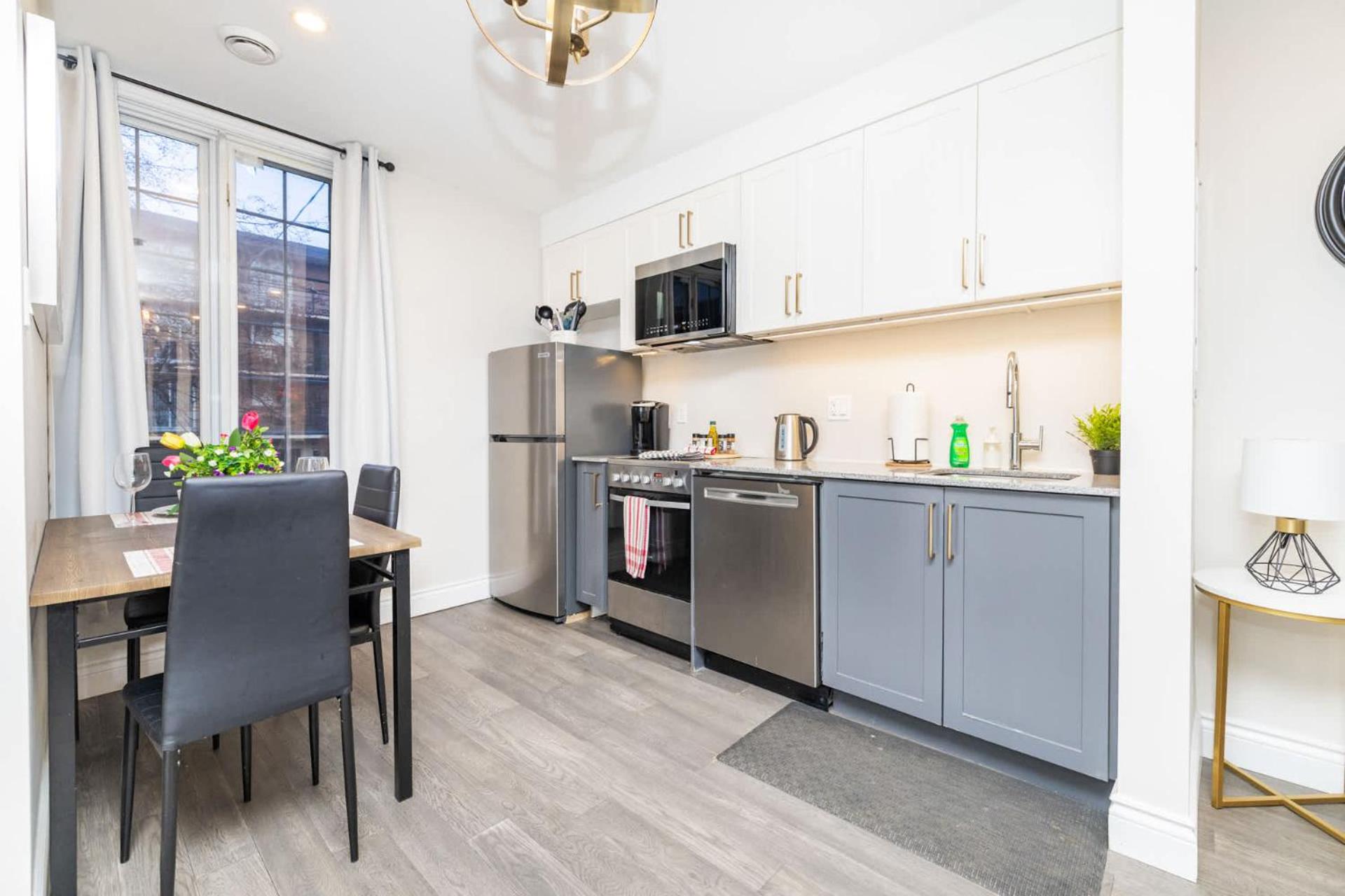 Apartment photo 2