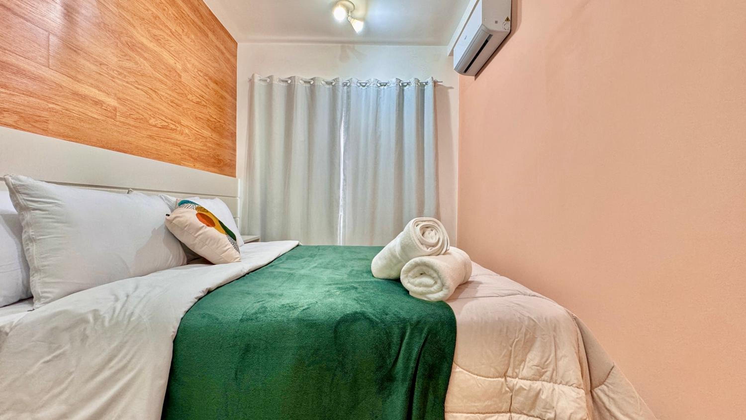 Two-Bedroom Deluxe Apartment with Balcony