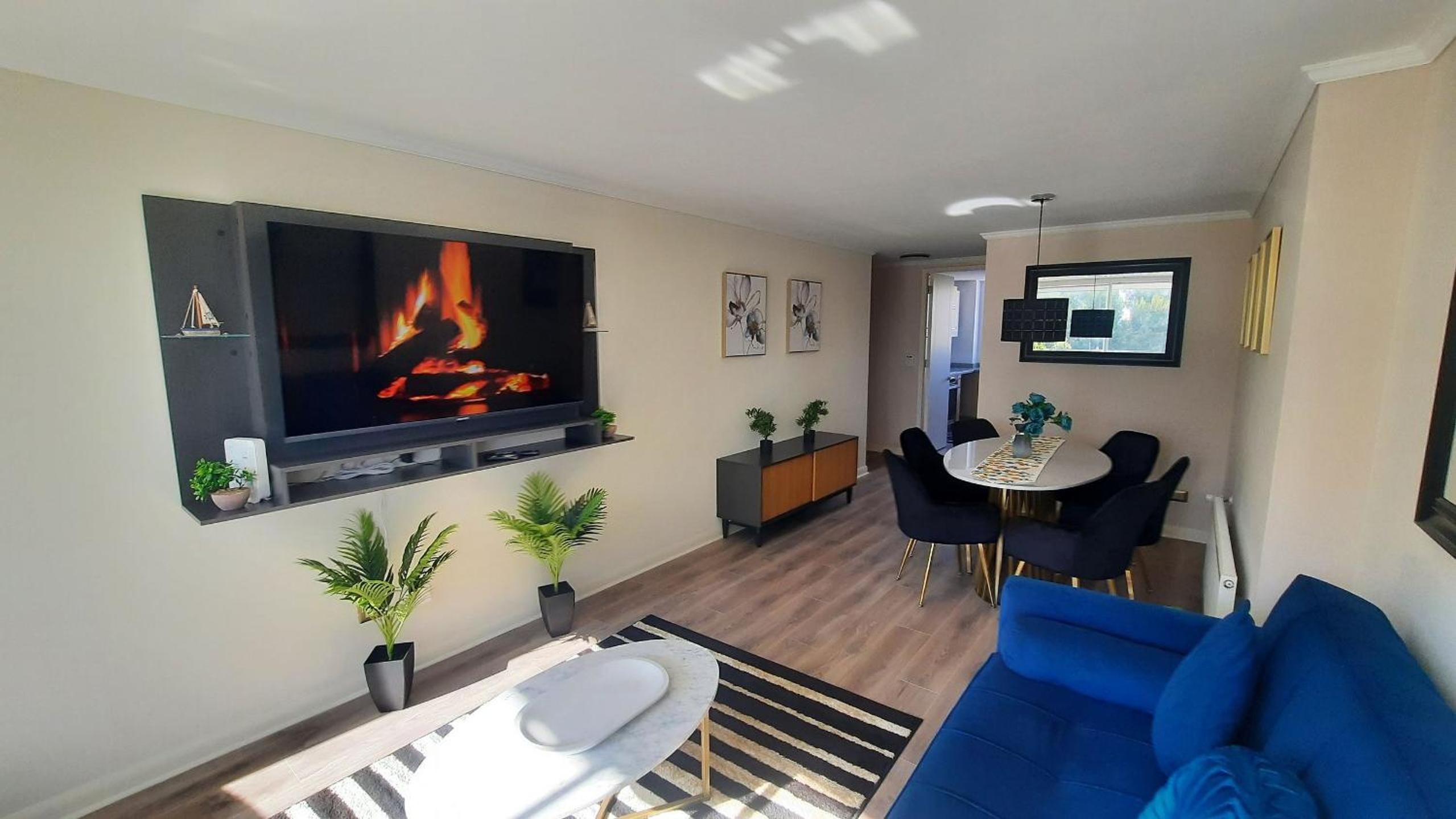 Apartment photo 2