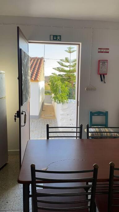 One-Bedroom House photo 2