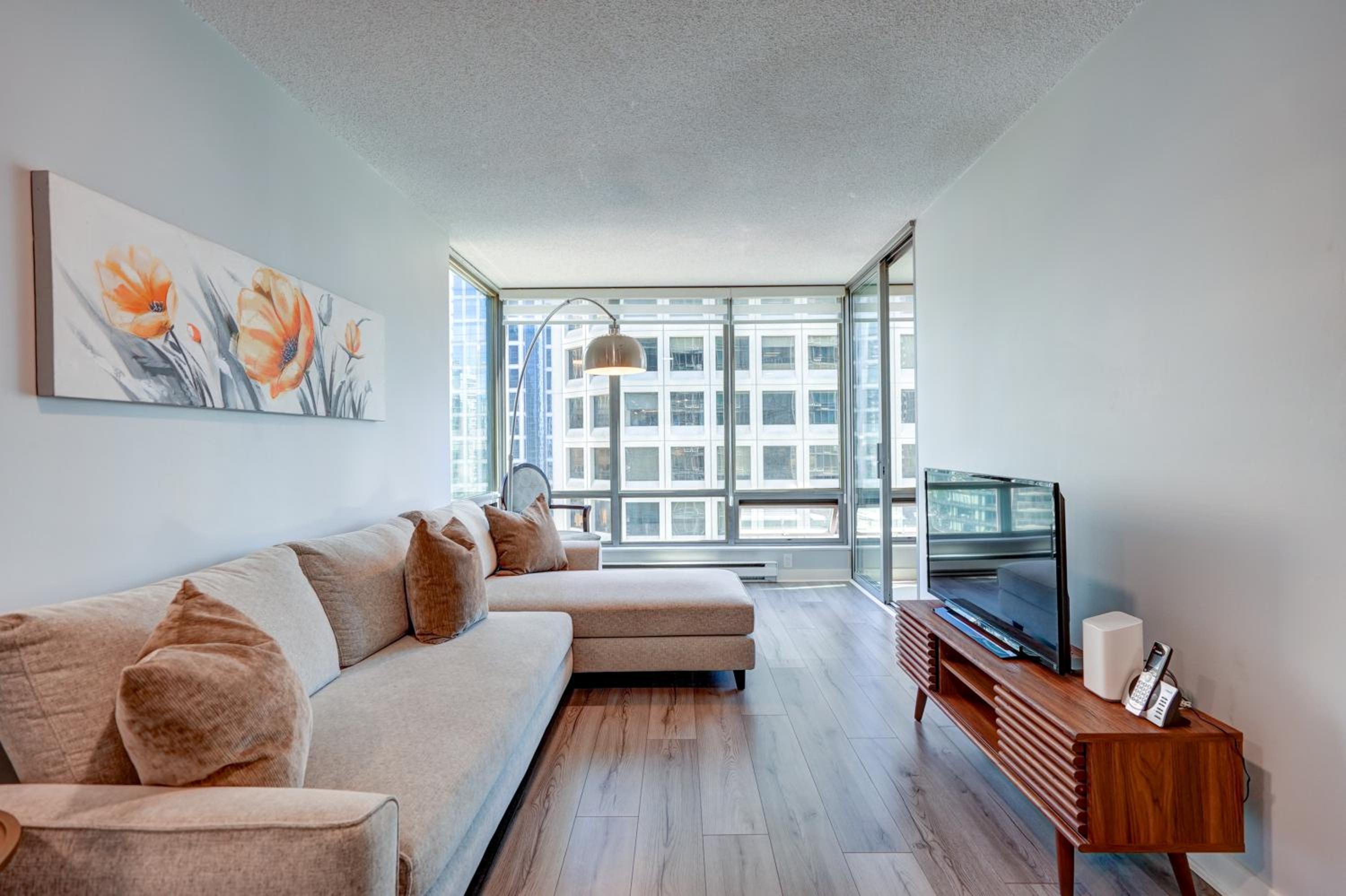 Two-Bedroom Apartment With Water View photo 1