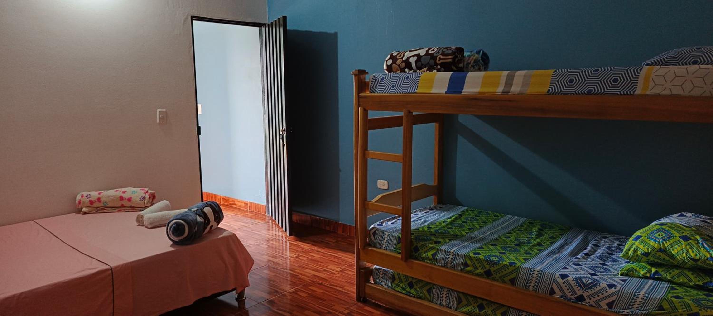 Double or Twin Room with Private Bathroom photo 2