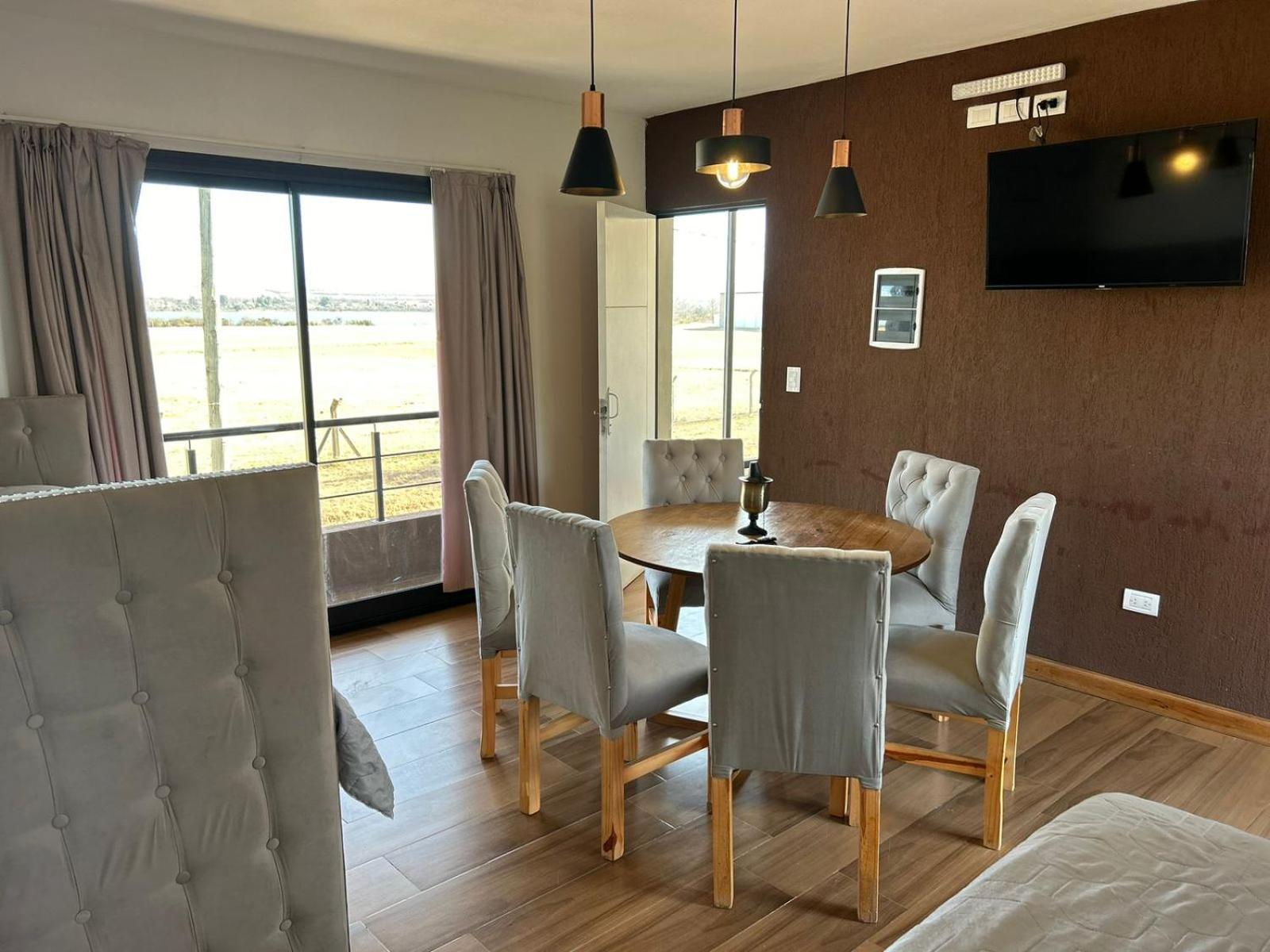 Apartment With Lake View photo 3