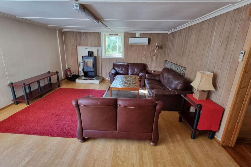 Three-Bedroom House photo 1