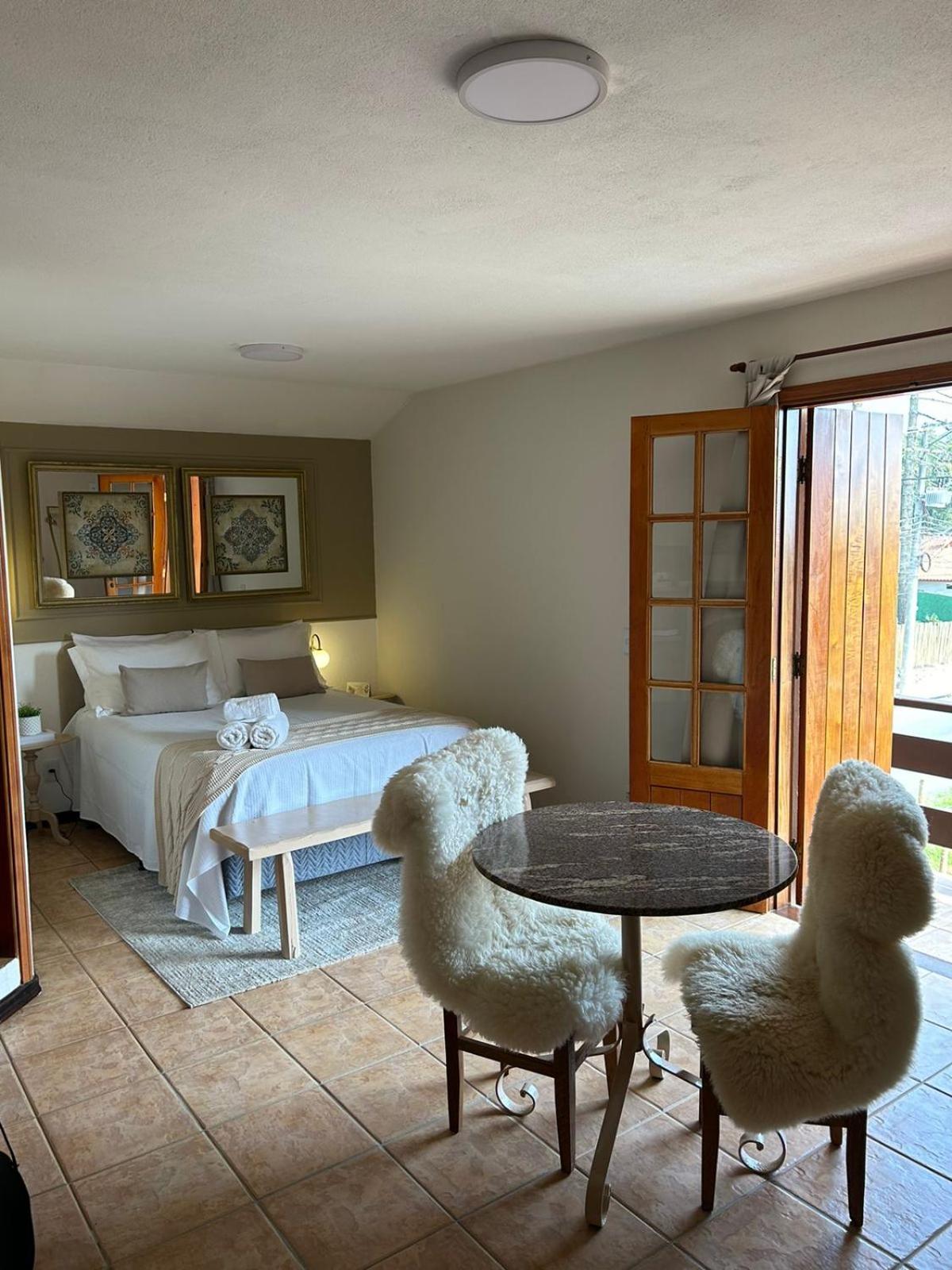 Suite with Balcony photo 3