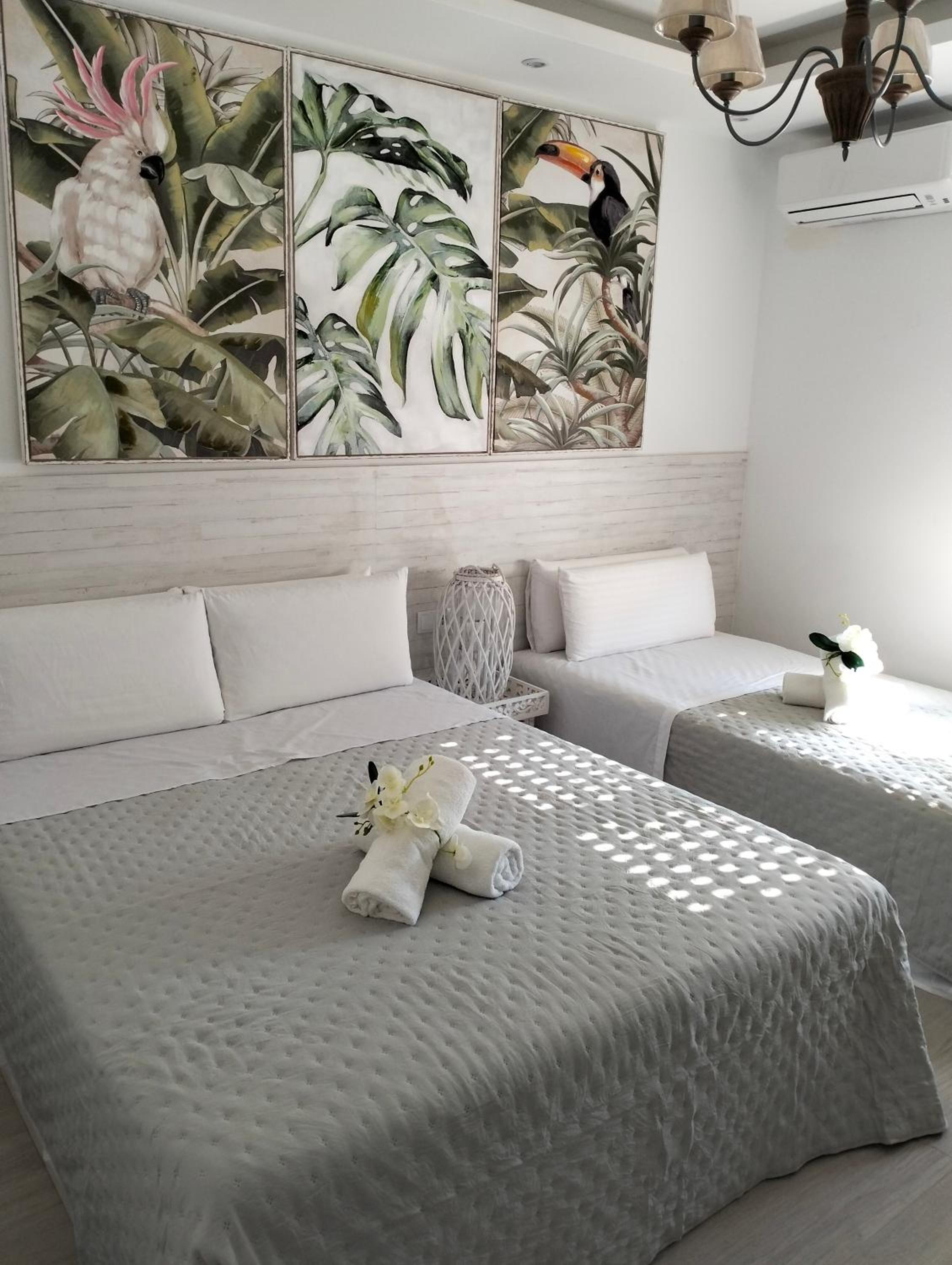 Triple Room with Private Bathroom
