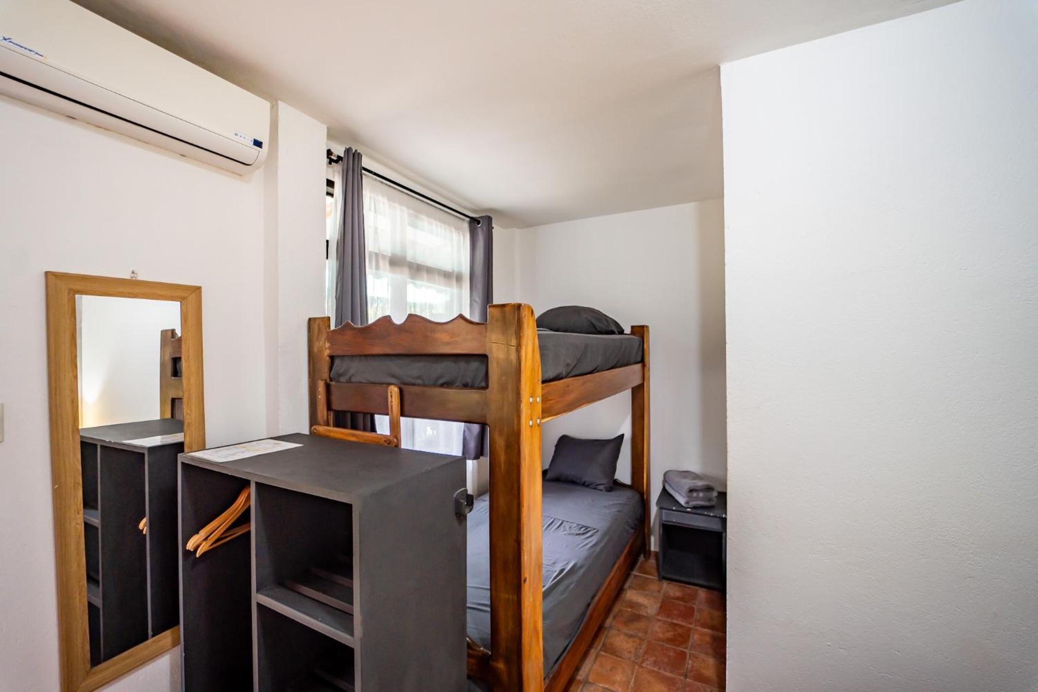 Standard Quadruple Room photo 2