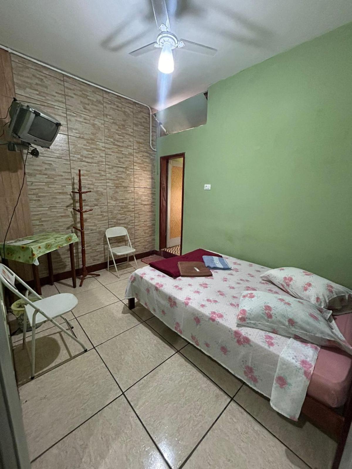Double Room with Private Bathroom photo 3