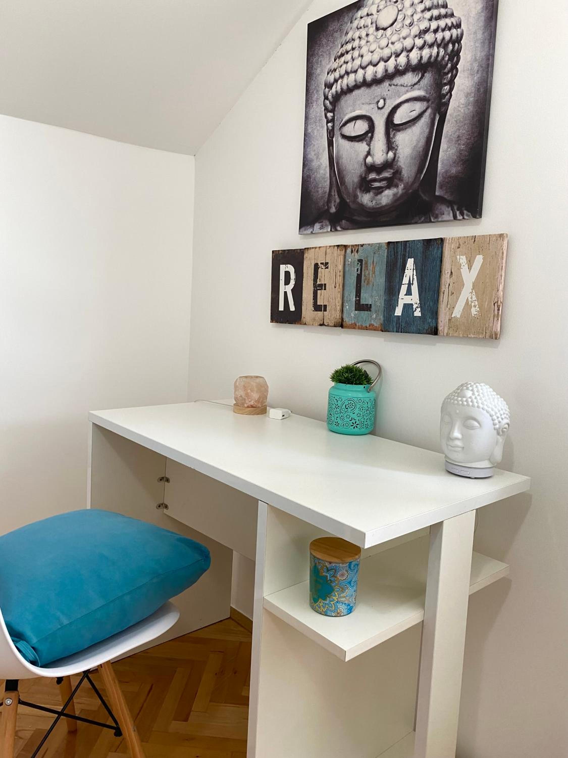 Three-Bedroom Apartment photo 2