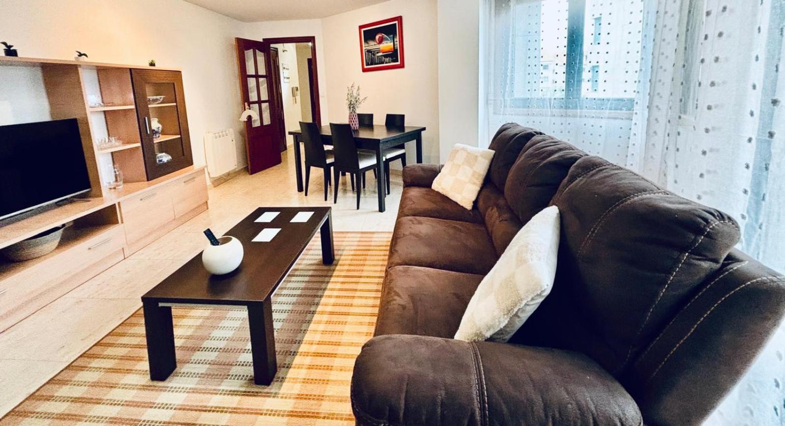 Apartamento con Balcón