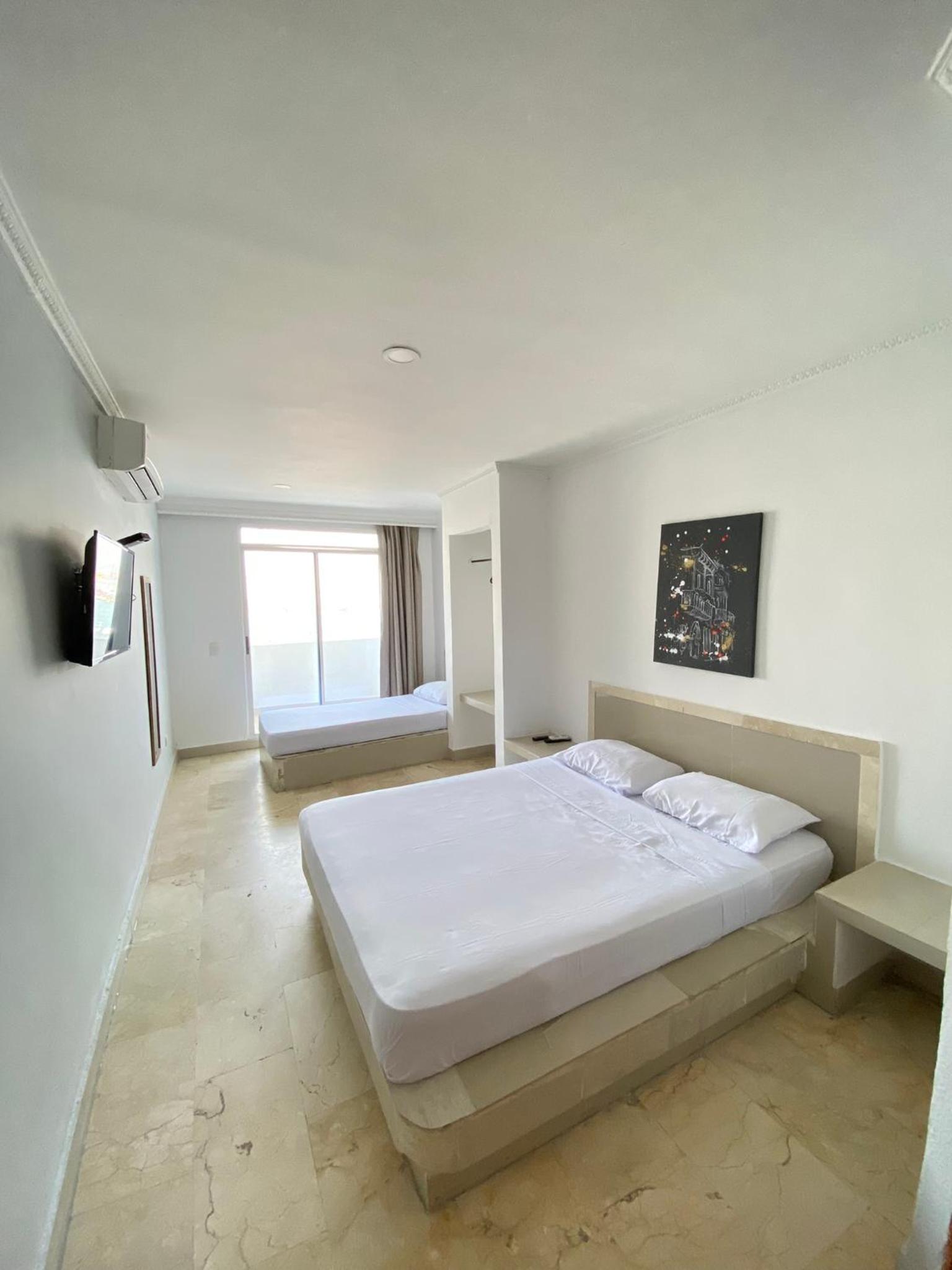 Standard Triple Room - Photo 8
