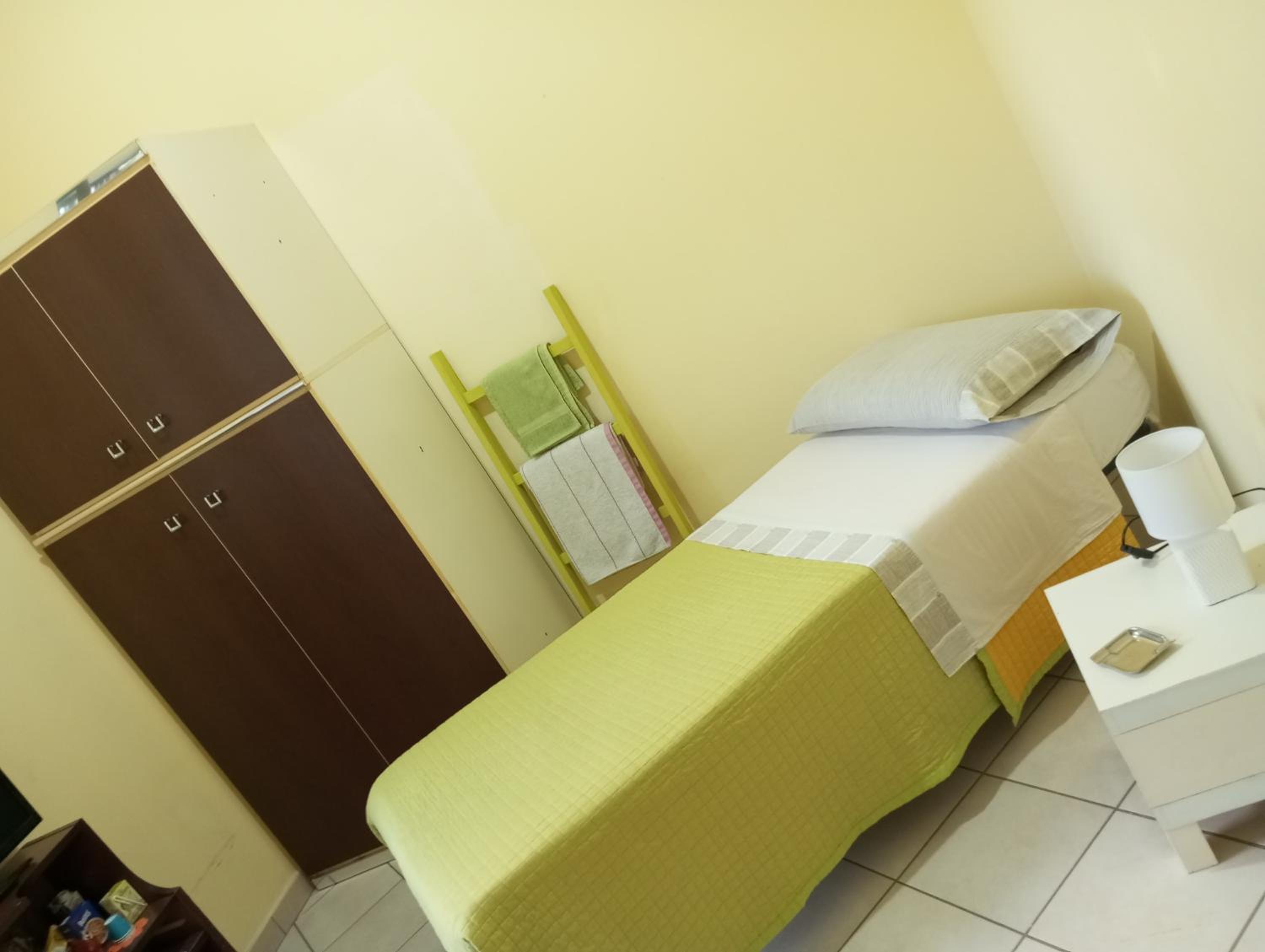 Single Room with Shared Bathroom