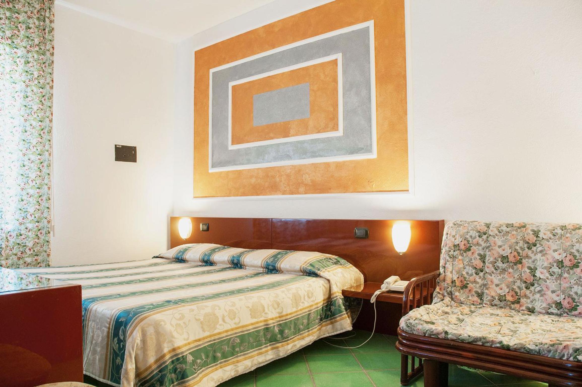 Triple Room - Photo 1