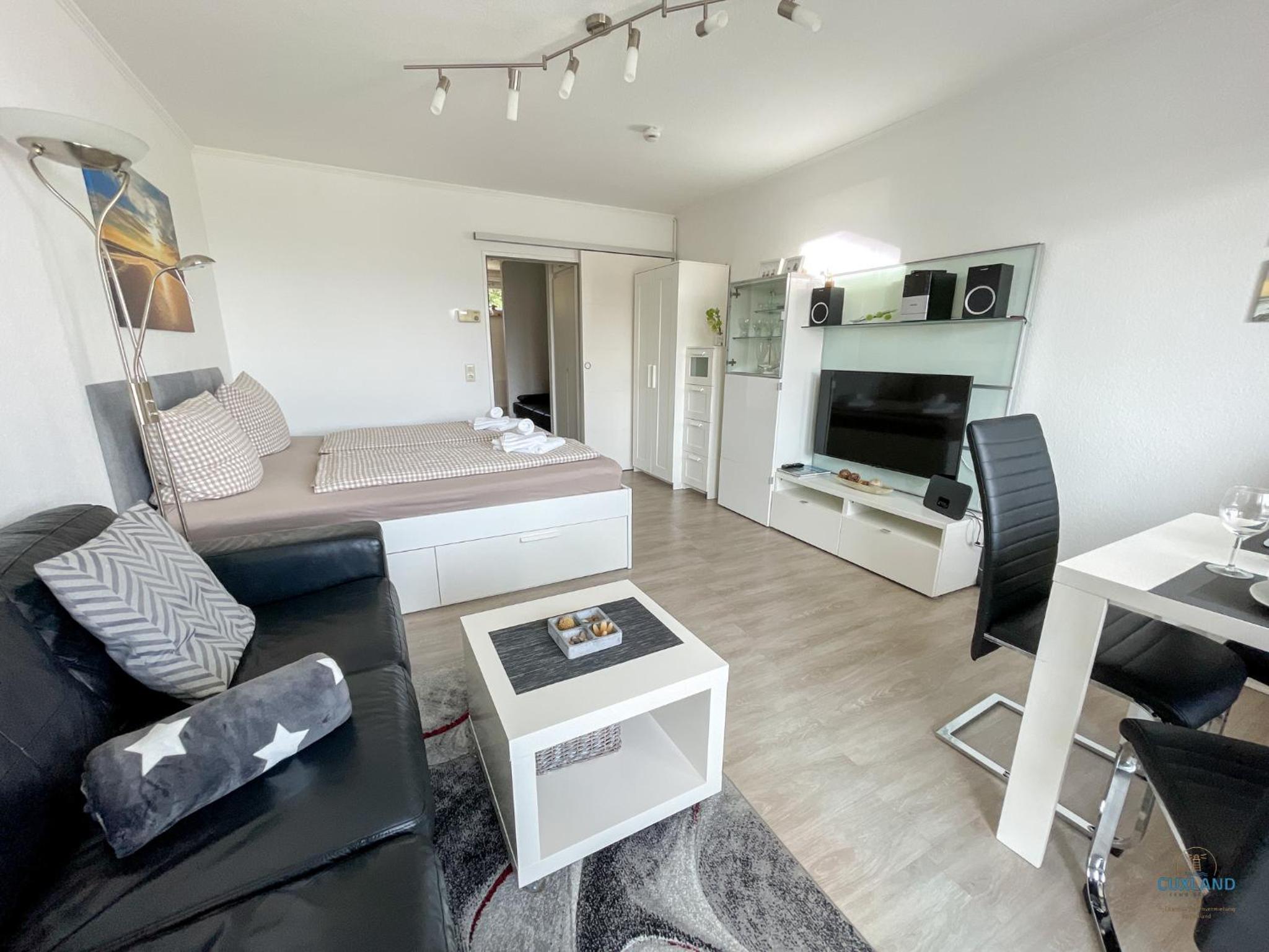 Apartment with Sea View photo 2