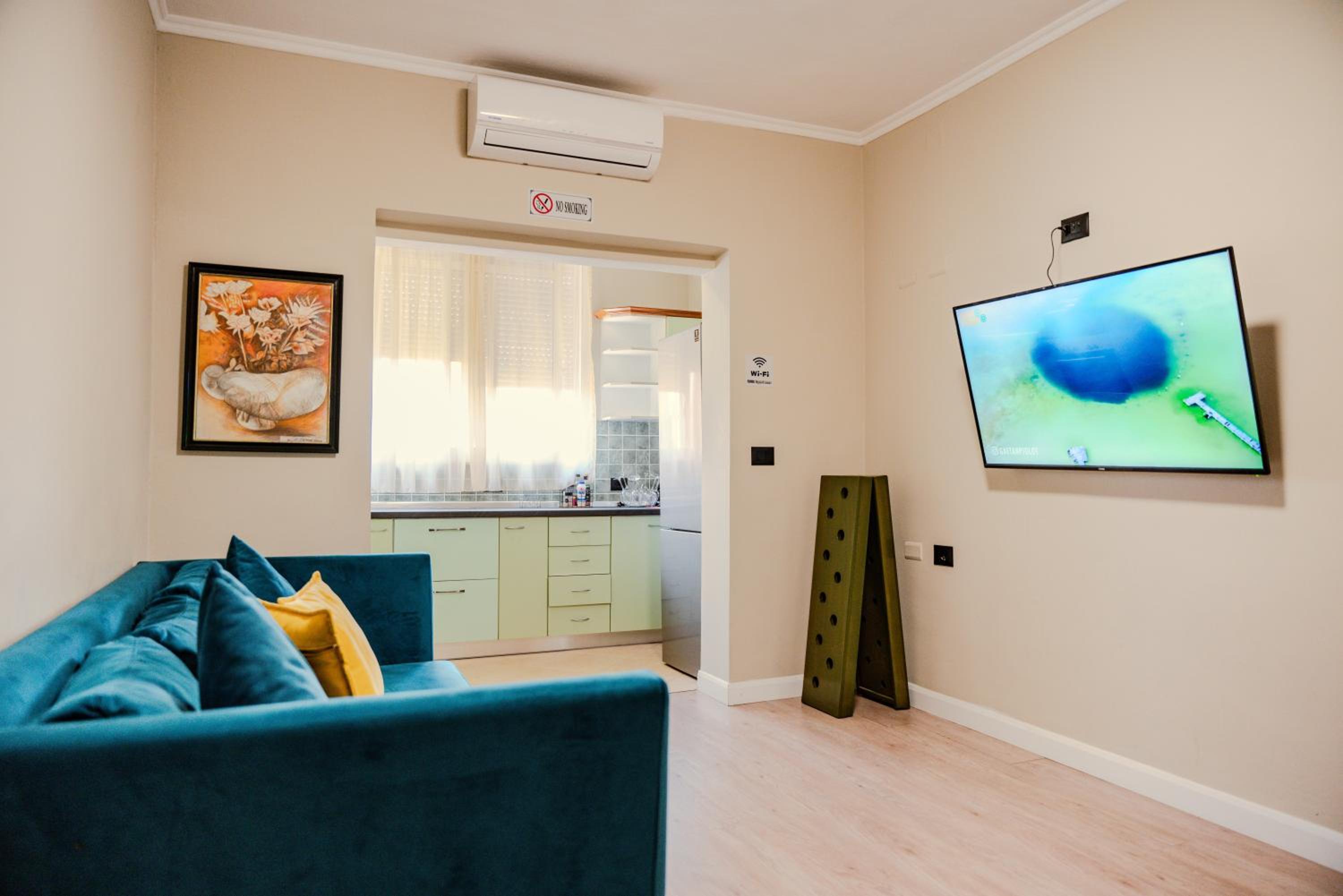 One-Bedroom Apartment